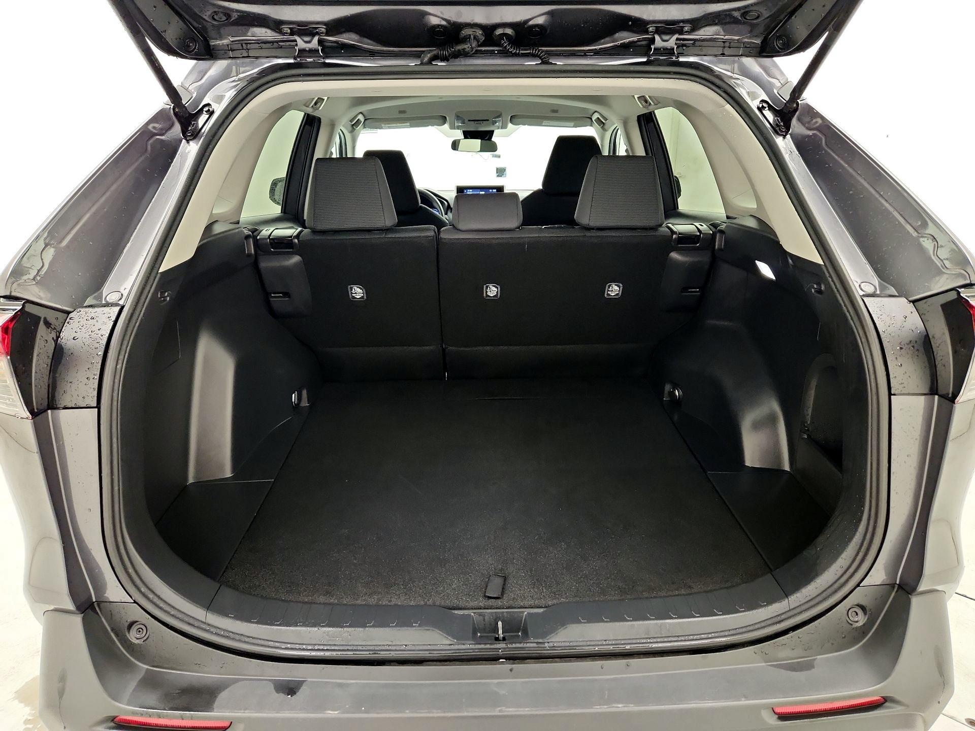 Thumbnail: 2024 Toyota RAV4 - 20