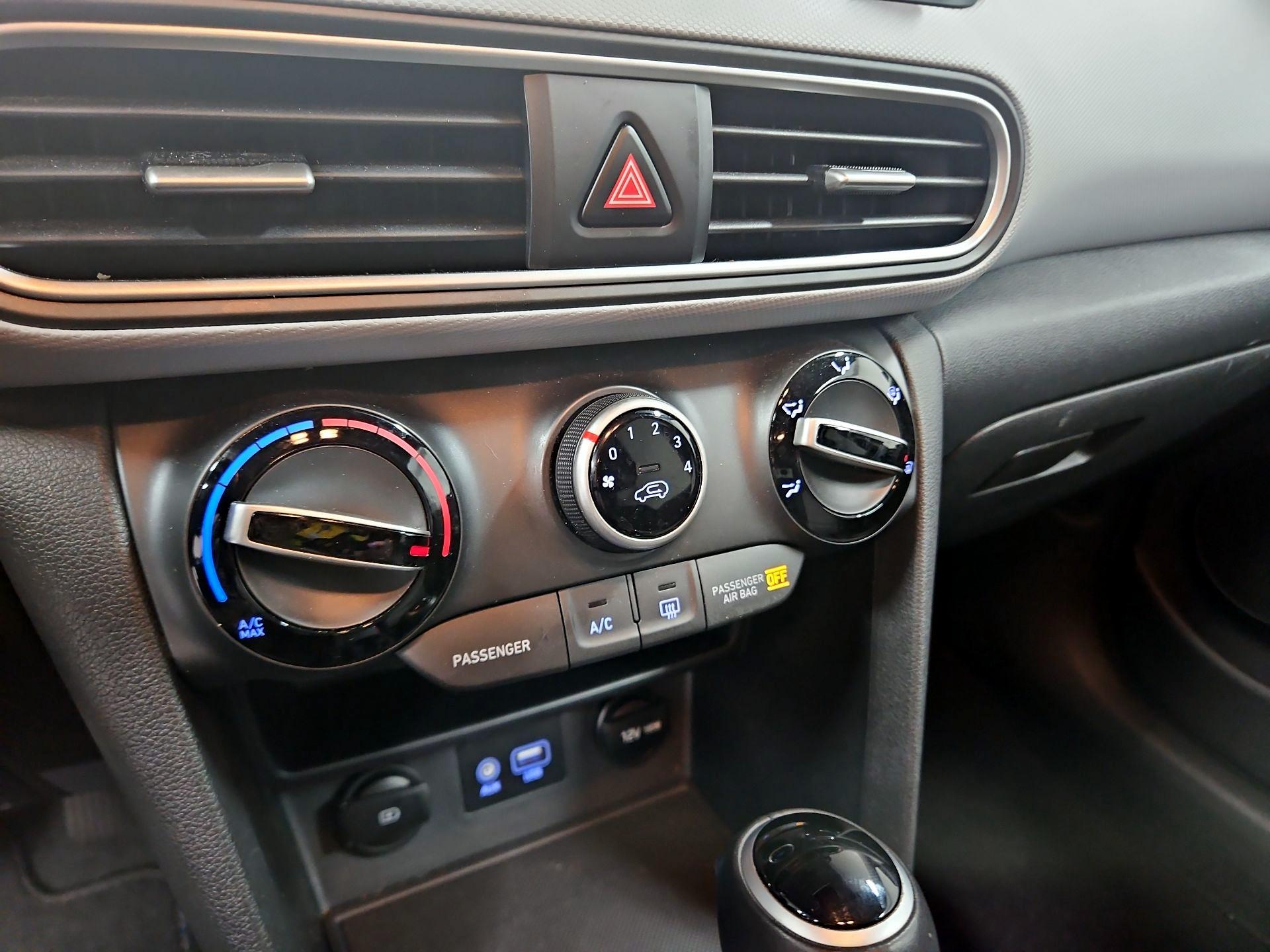 Thumbnail: 2019 Hyundai Kona - 16