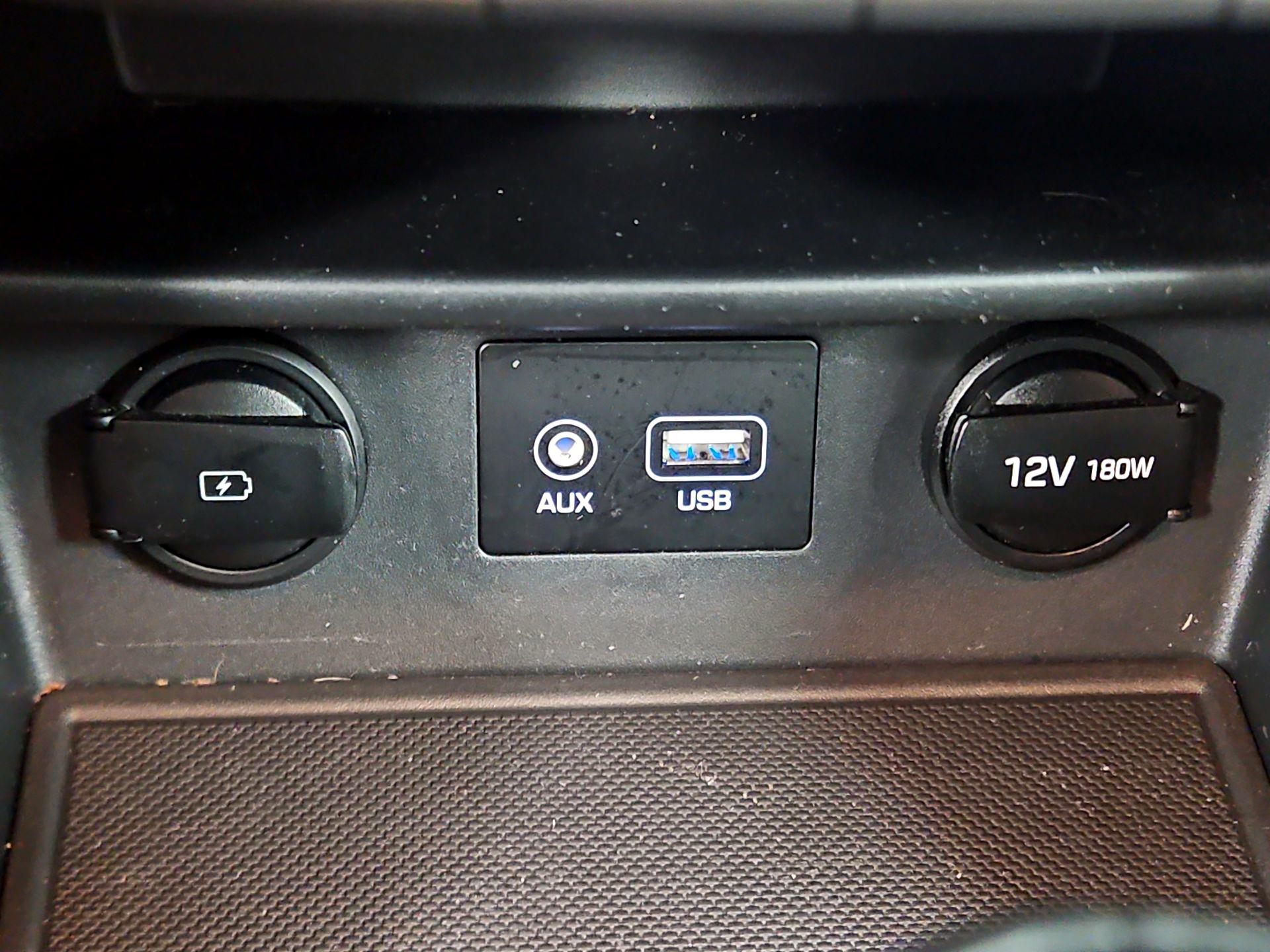 Thumbnail: 2019 Hyundai Kona - 18