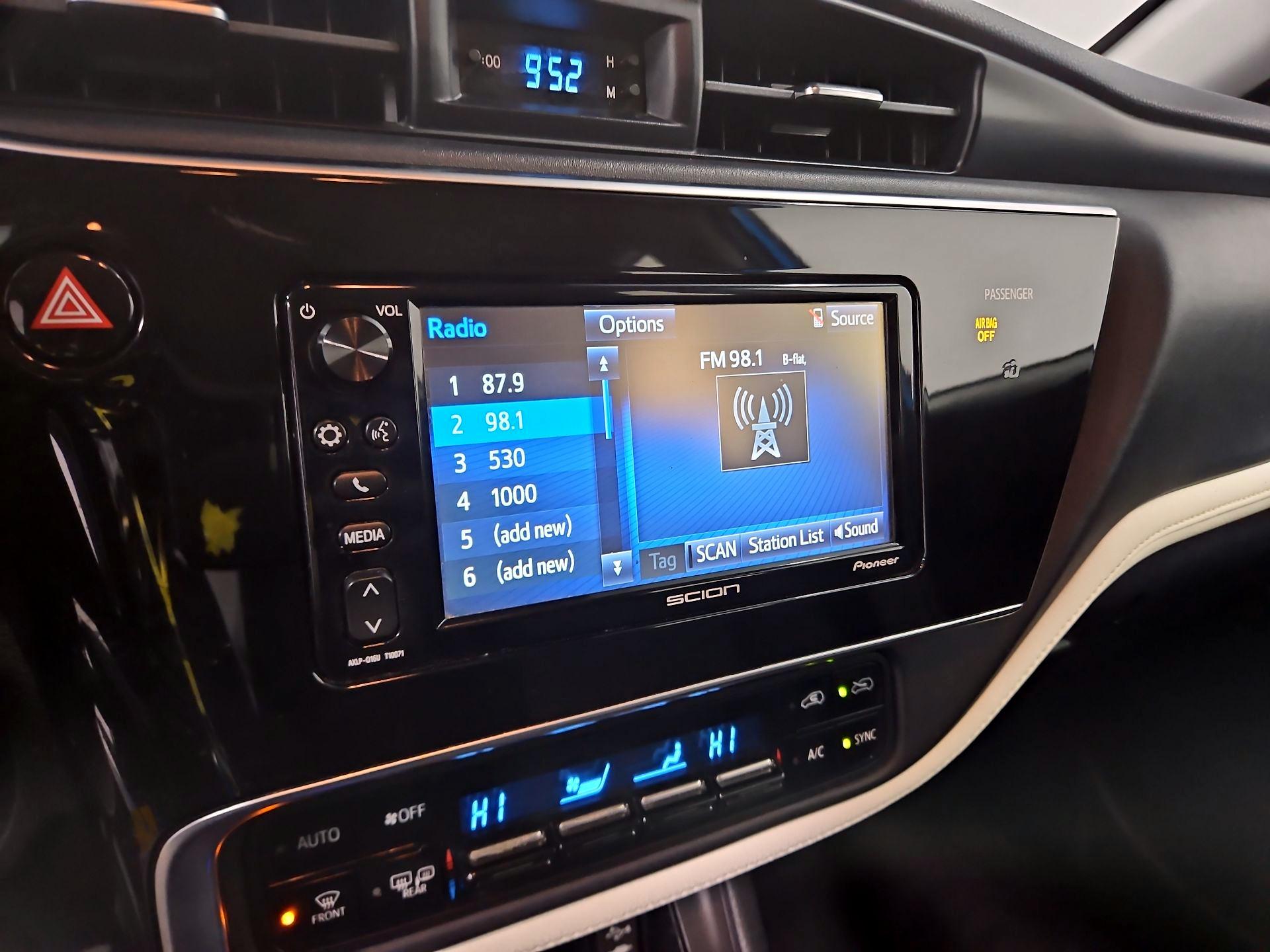 Thumbnail: 2016 Scion iM - 15