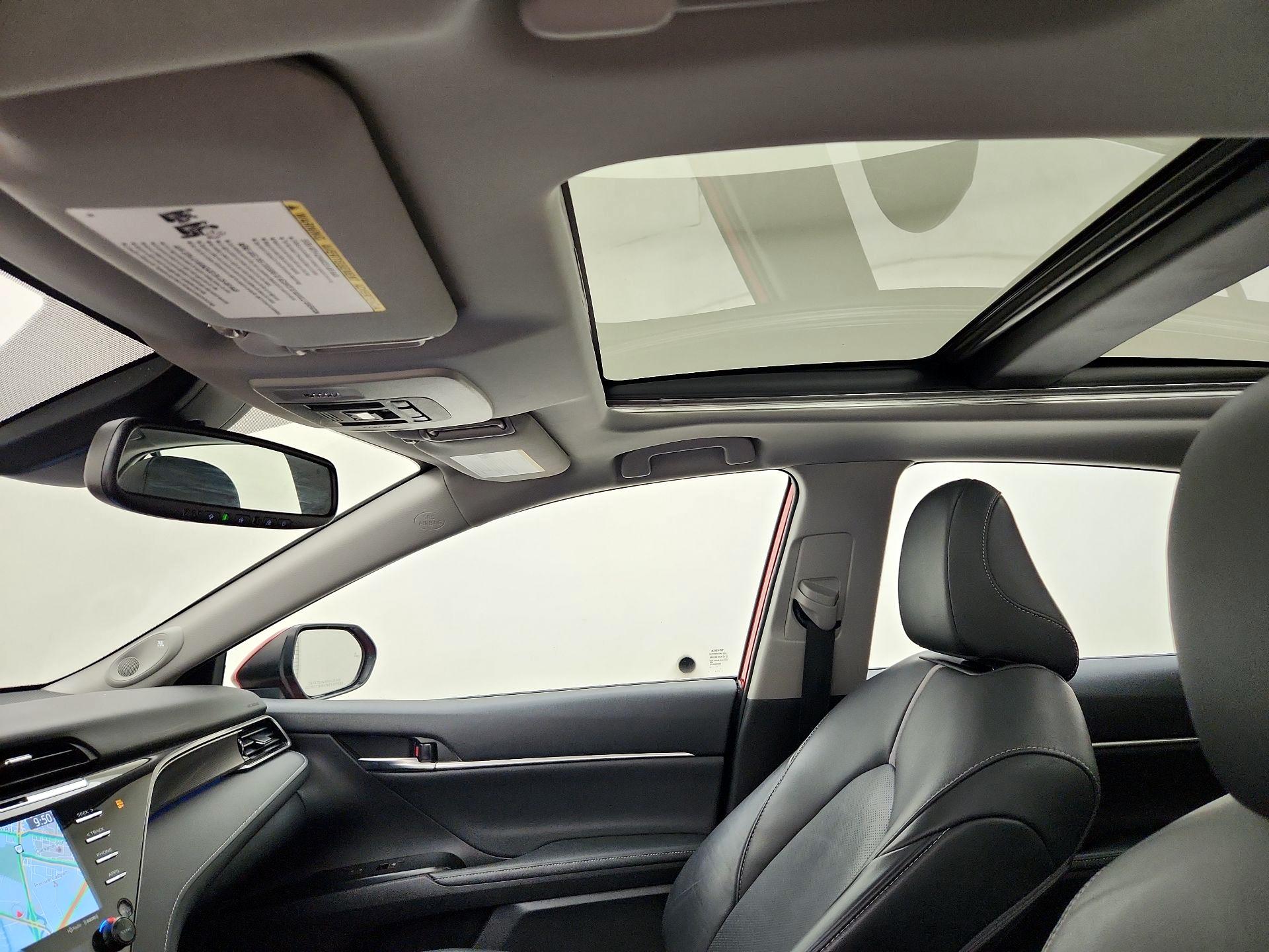 Thumbnail: 2020 Toyota Camry - 20