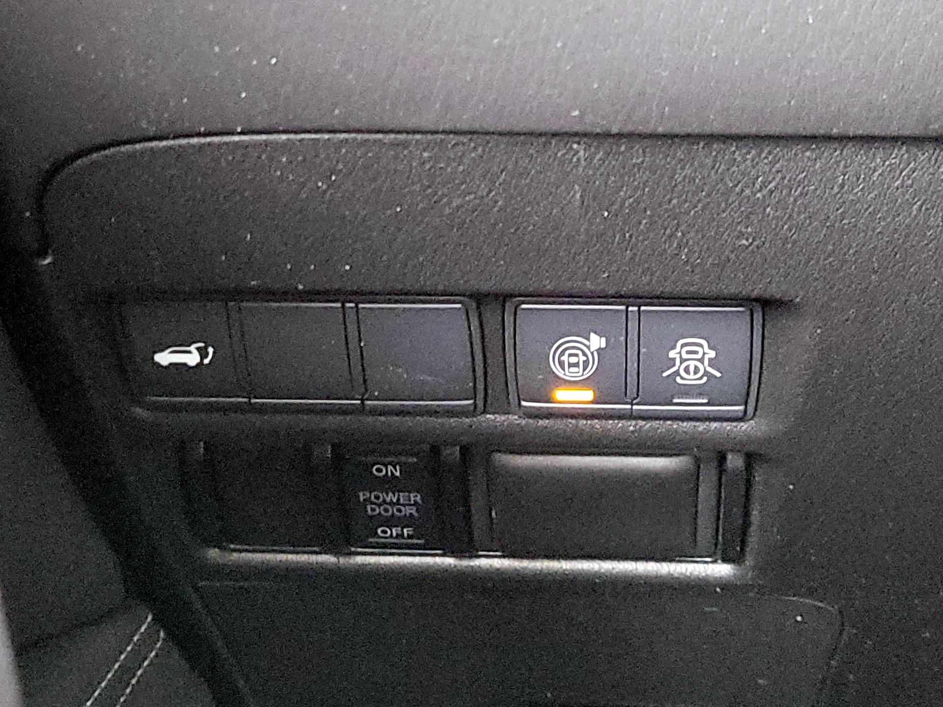 Thumbnail: 2020 Nissan Armada - 13