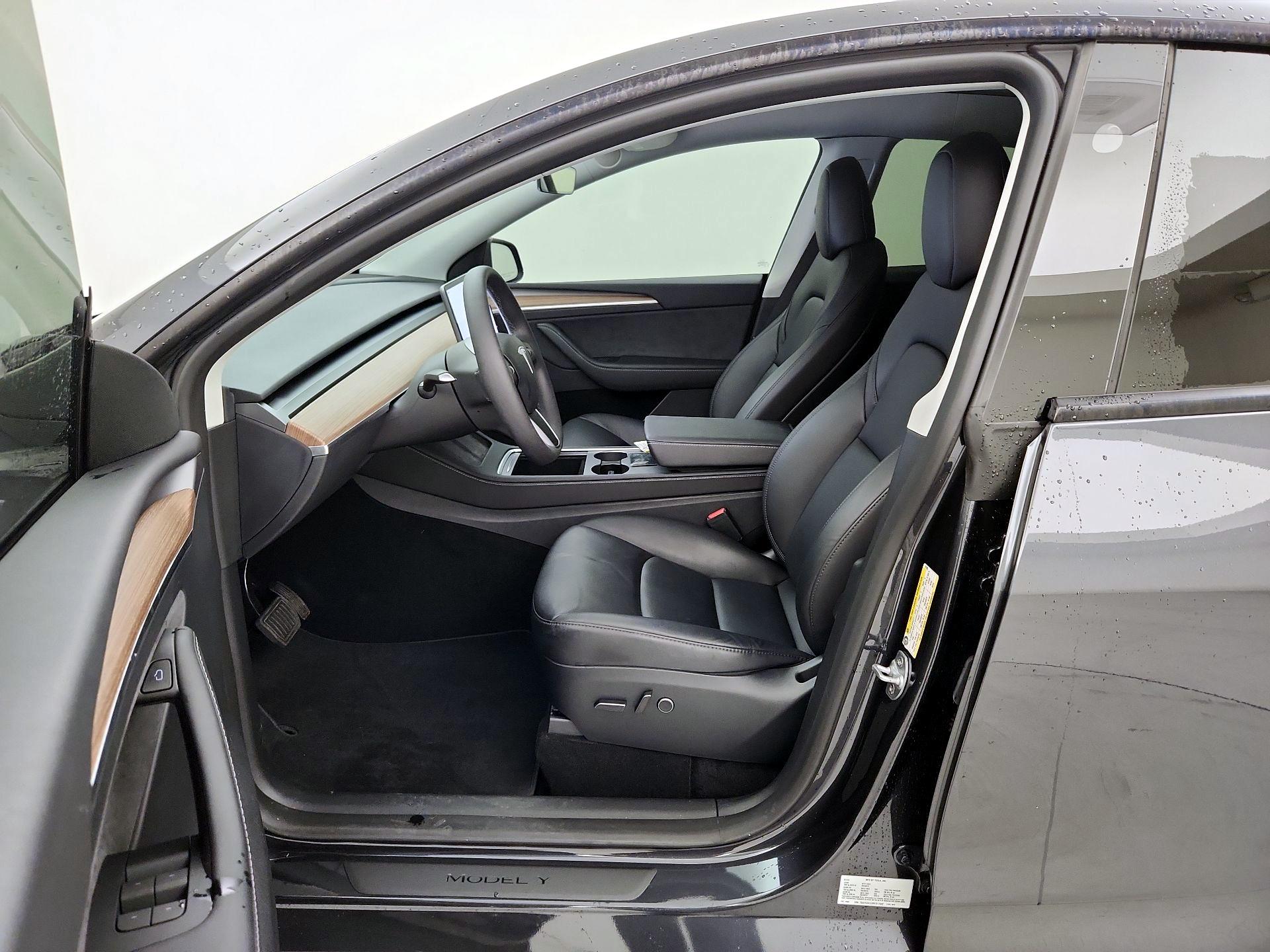 Thumbnail: 2024 Tesla Model Y - 11