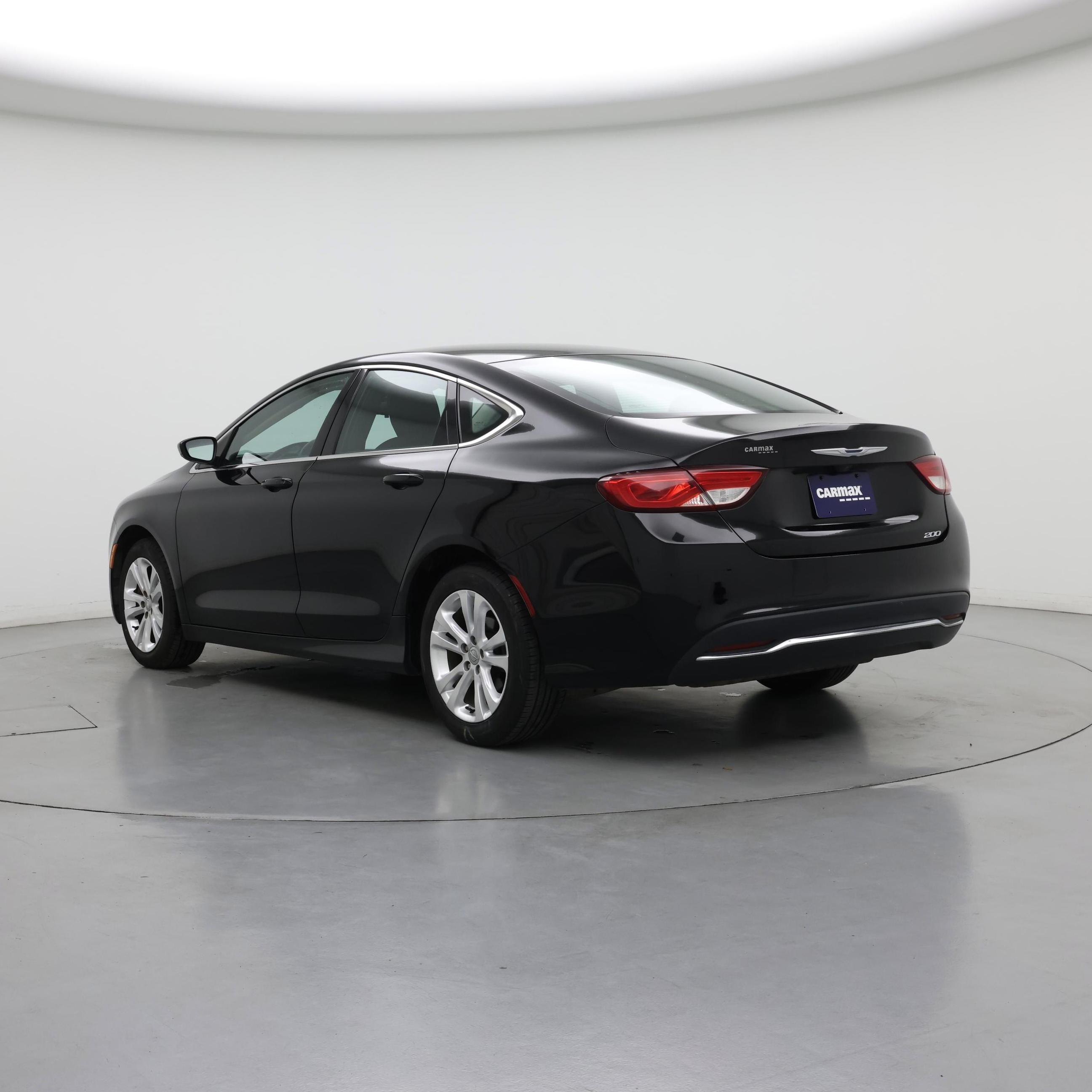 Thumbnail: 2016 Chrysler 200 - 2