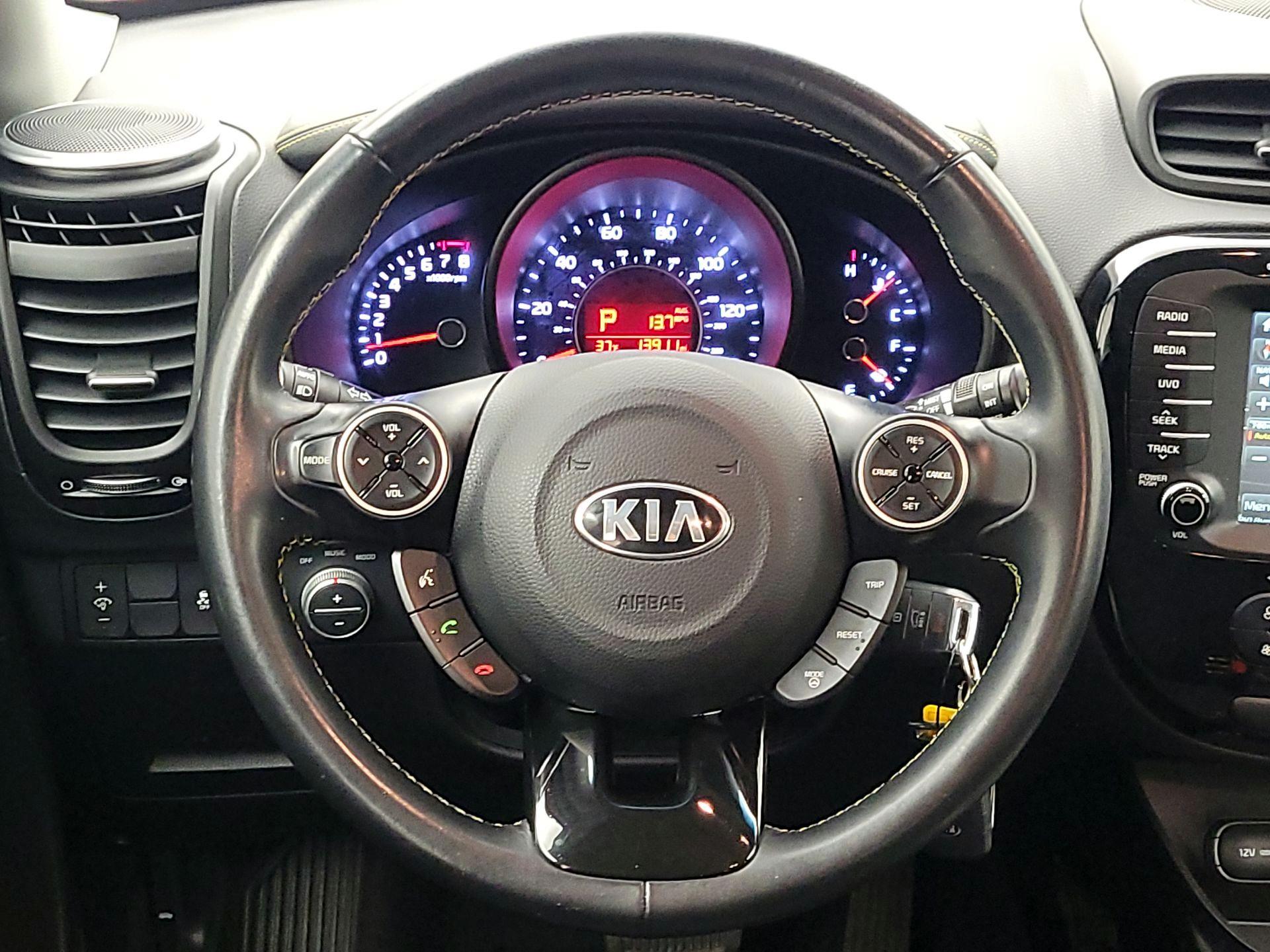 Thumbnail: 2016 Kia Soul - 10