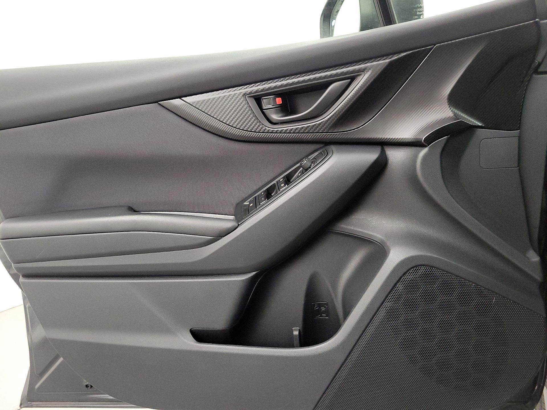 Thumbnail: 2018 Subaru Crosstrek - 12