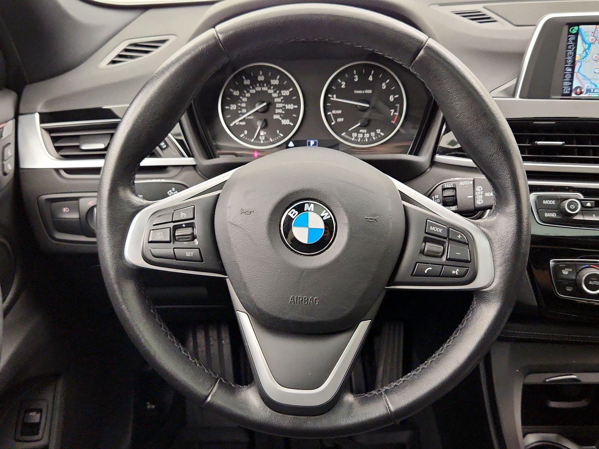 Thumbnail: 2017 BMW X1 - 10