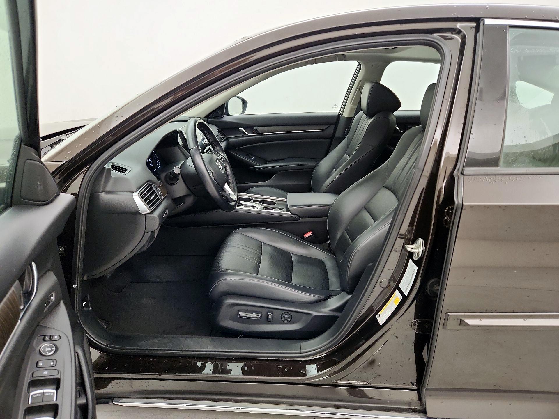 Thumbnail: 2018 Honda Accord - 11