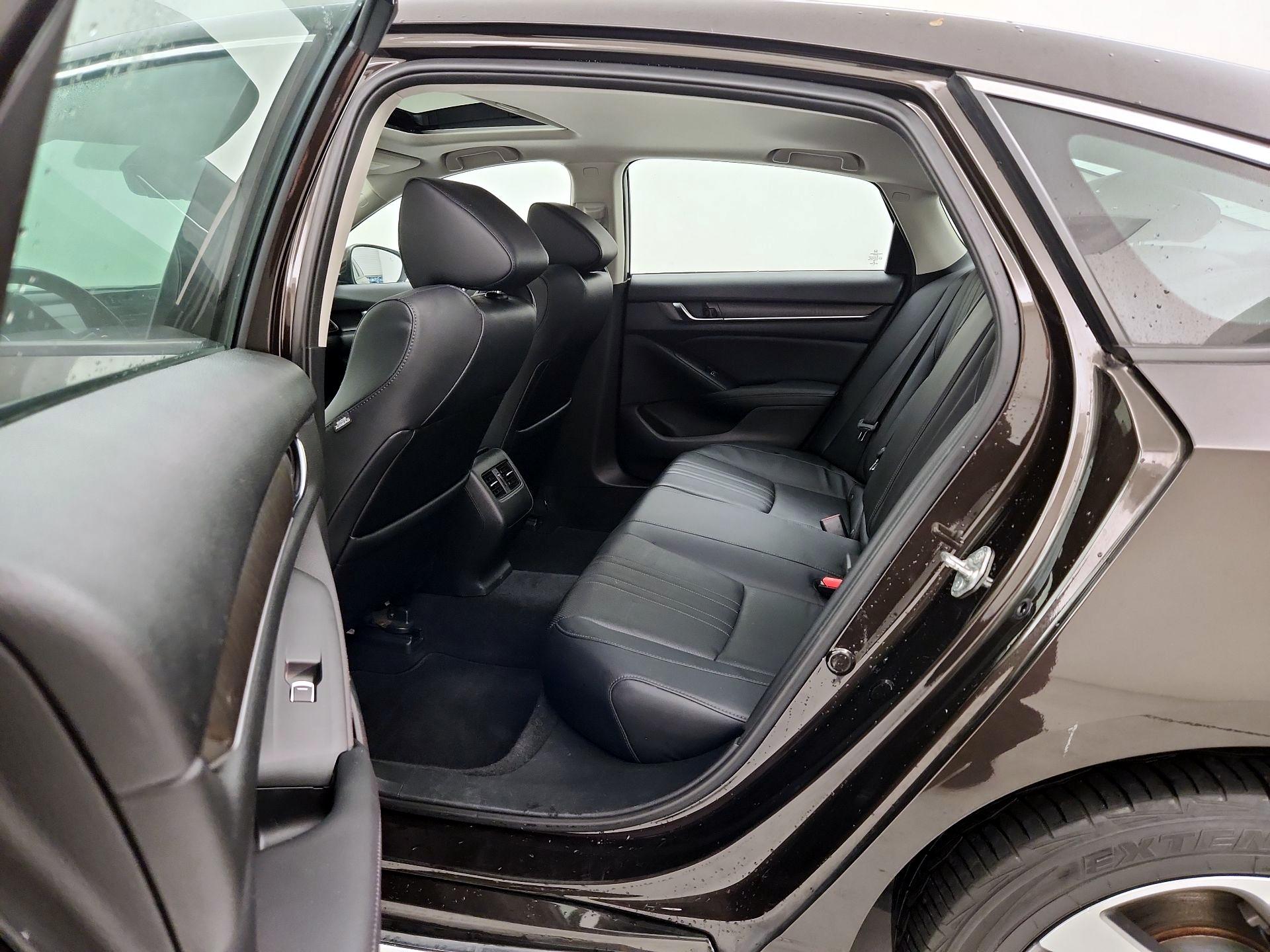 Thumbnail: 2018 Honda Accord - 20