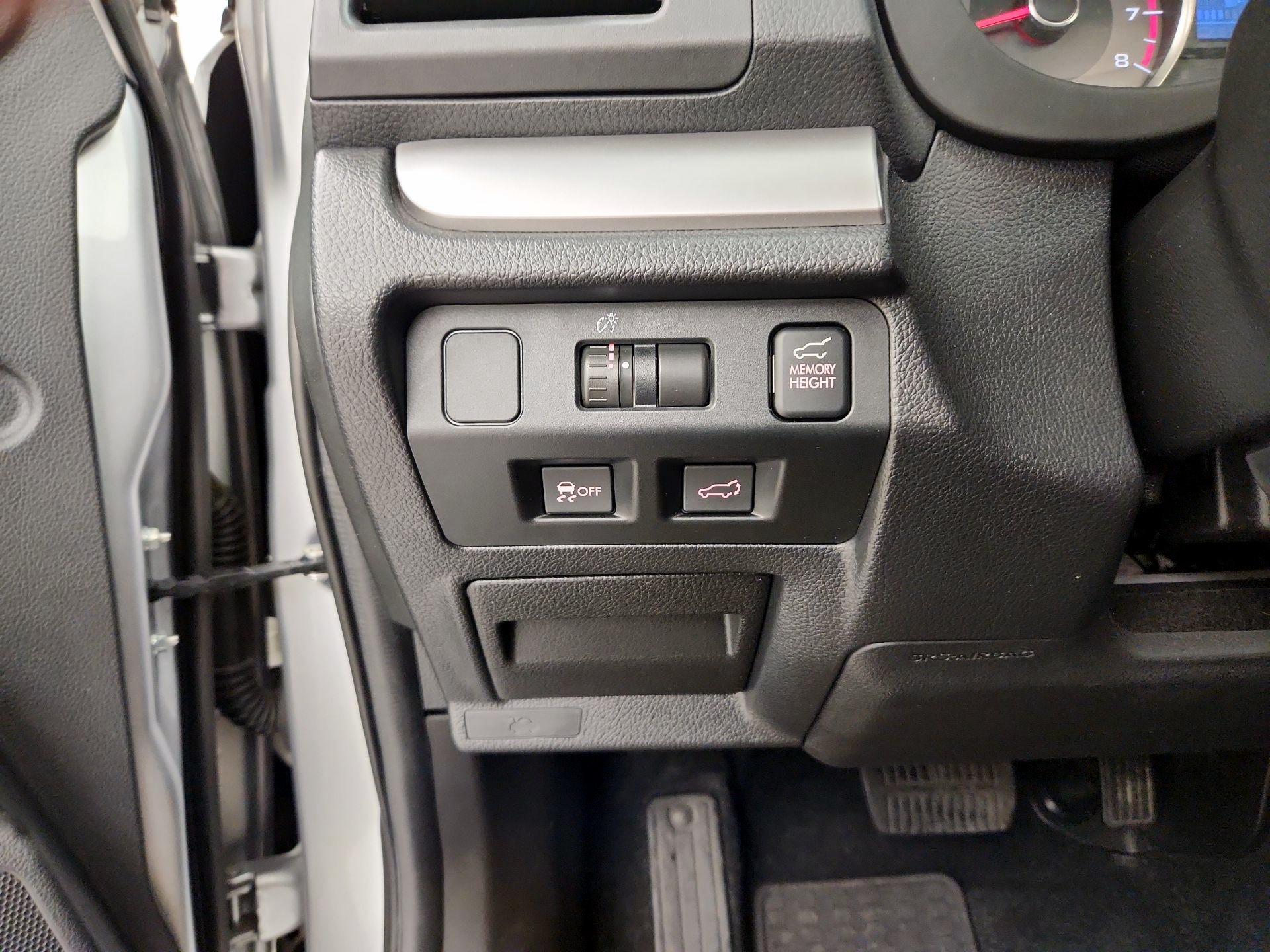 Thumbnail: 2015 Subaru Forester - 13