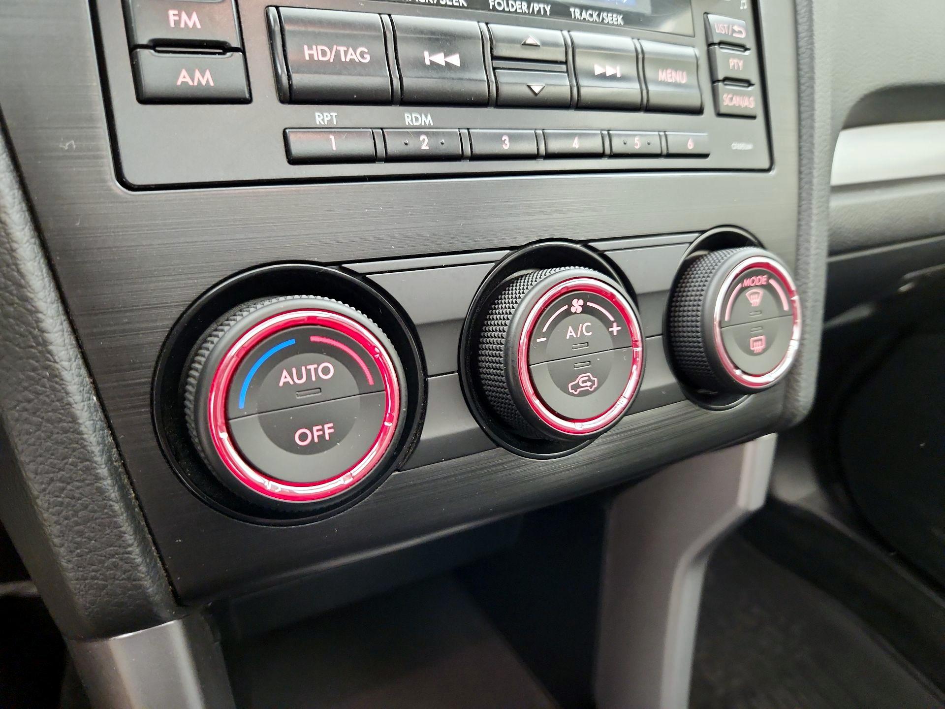 Thumbnail: 2015 Subaru Forester - 16