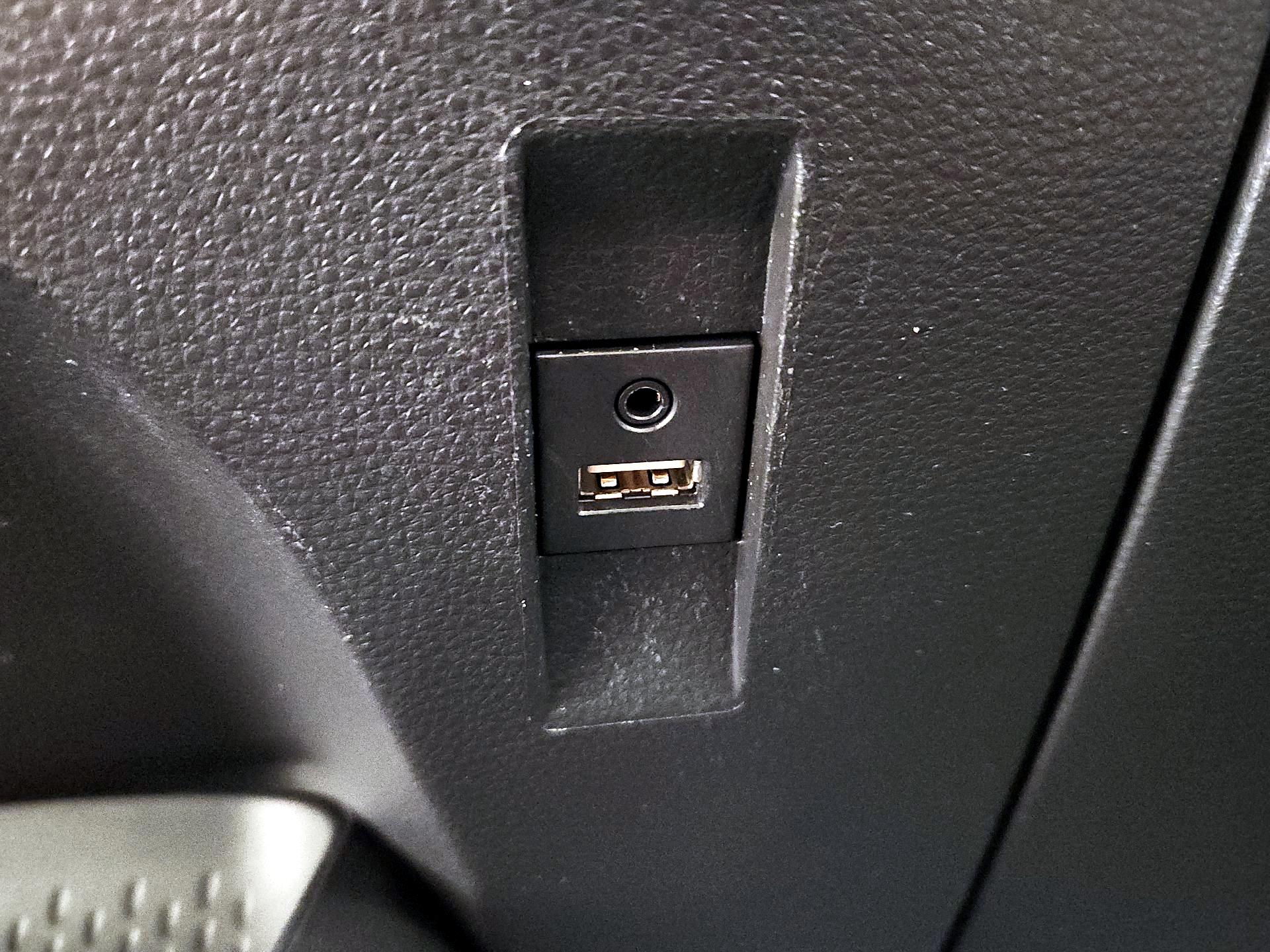 Thumbnail: 2020 Toyota Corolla - 18