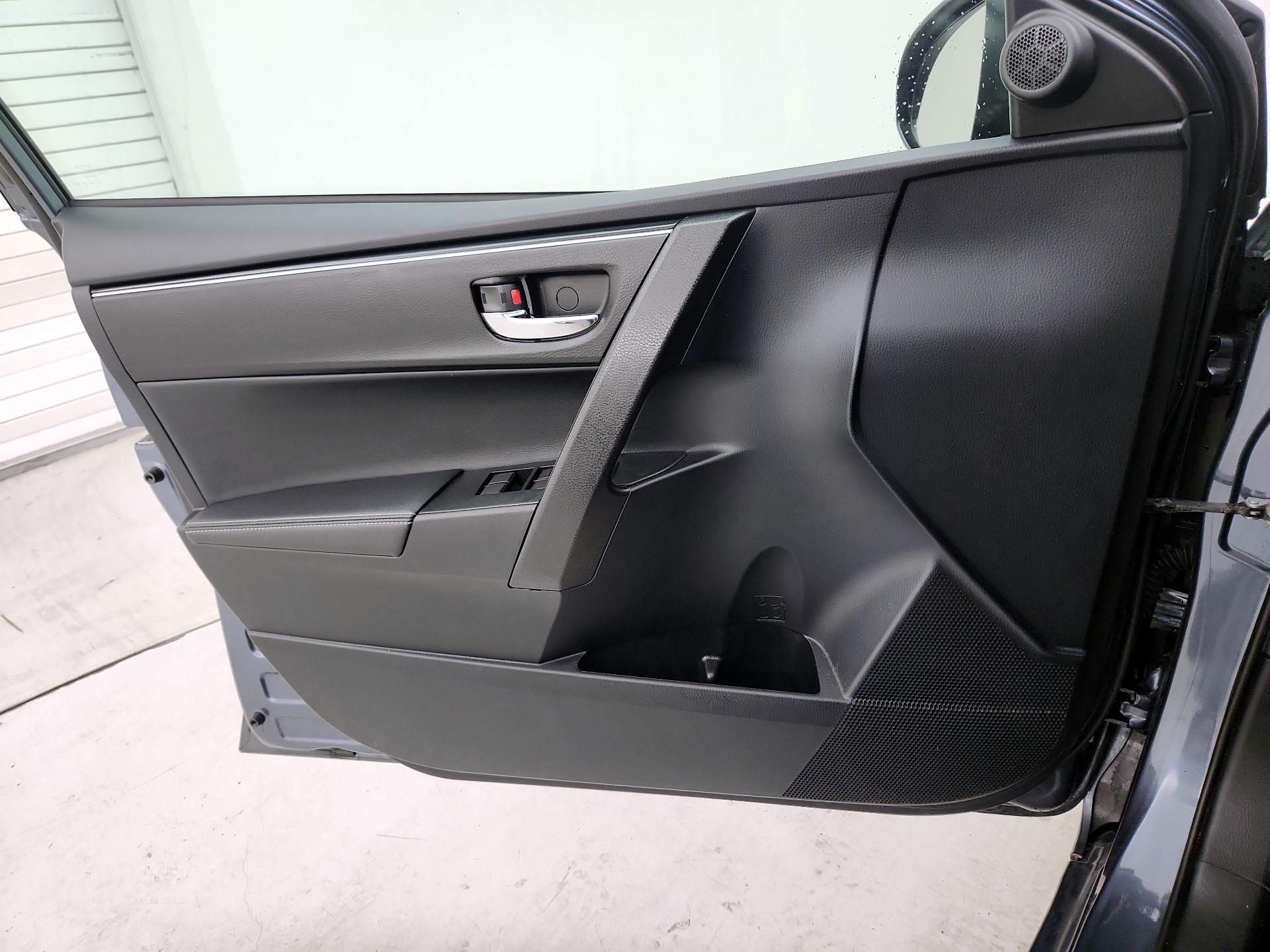 Thumbnail: 2019 Toyota Corolla - 12