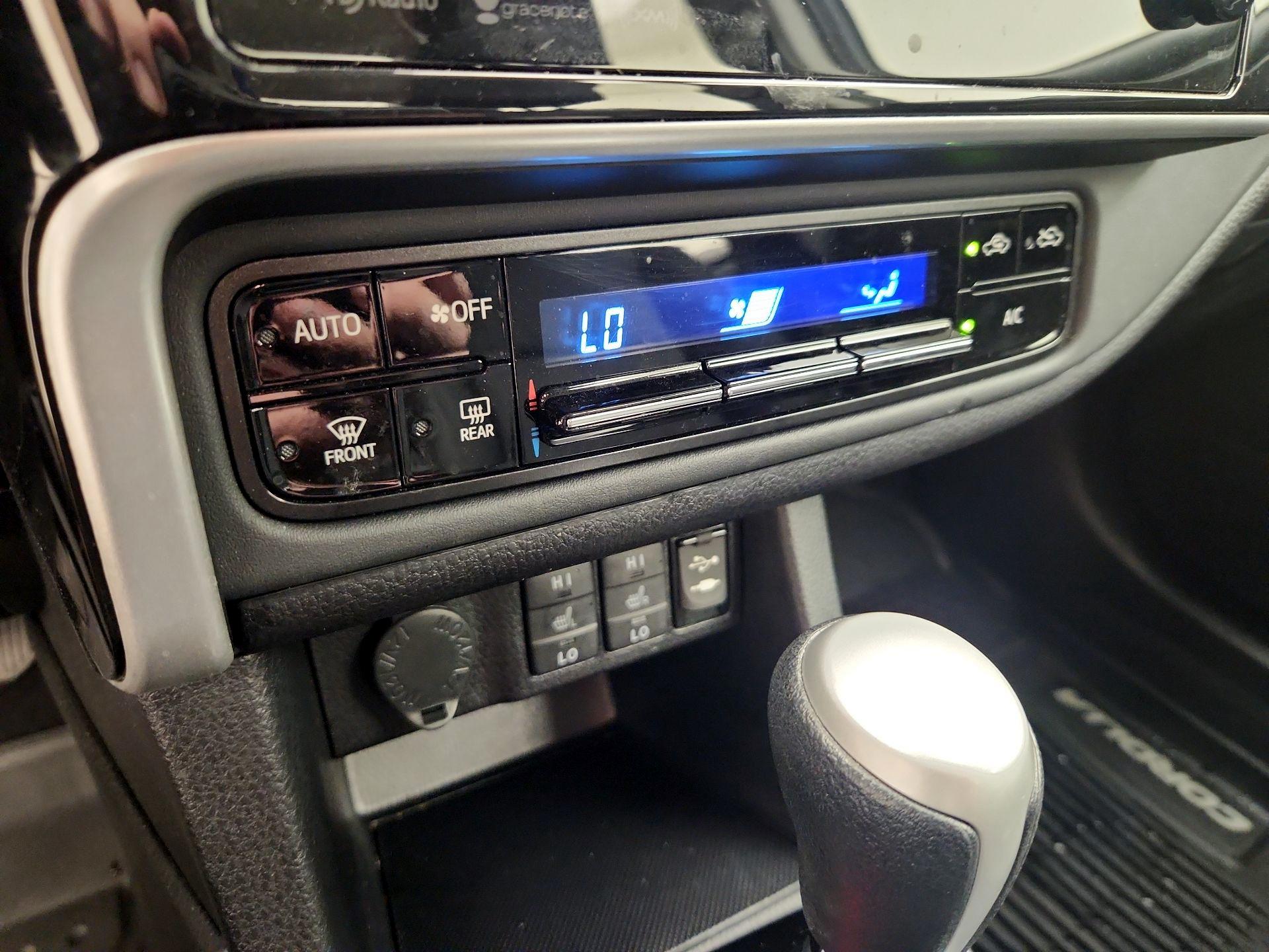 Thumbnail: 2019 Toyota Corolla - 16