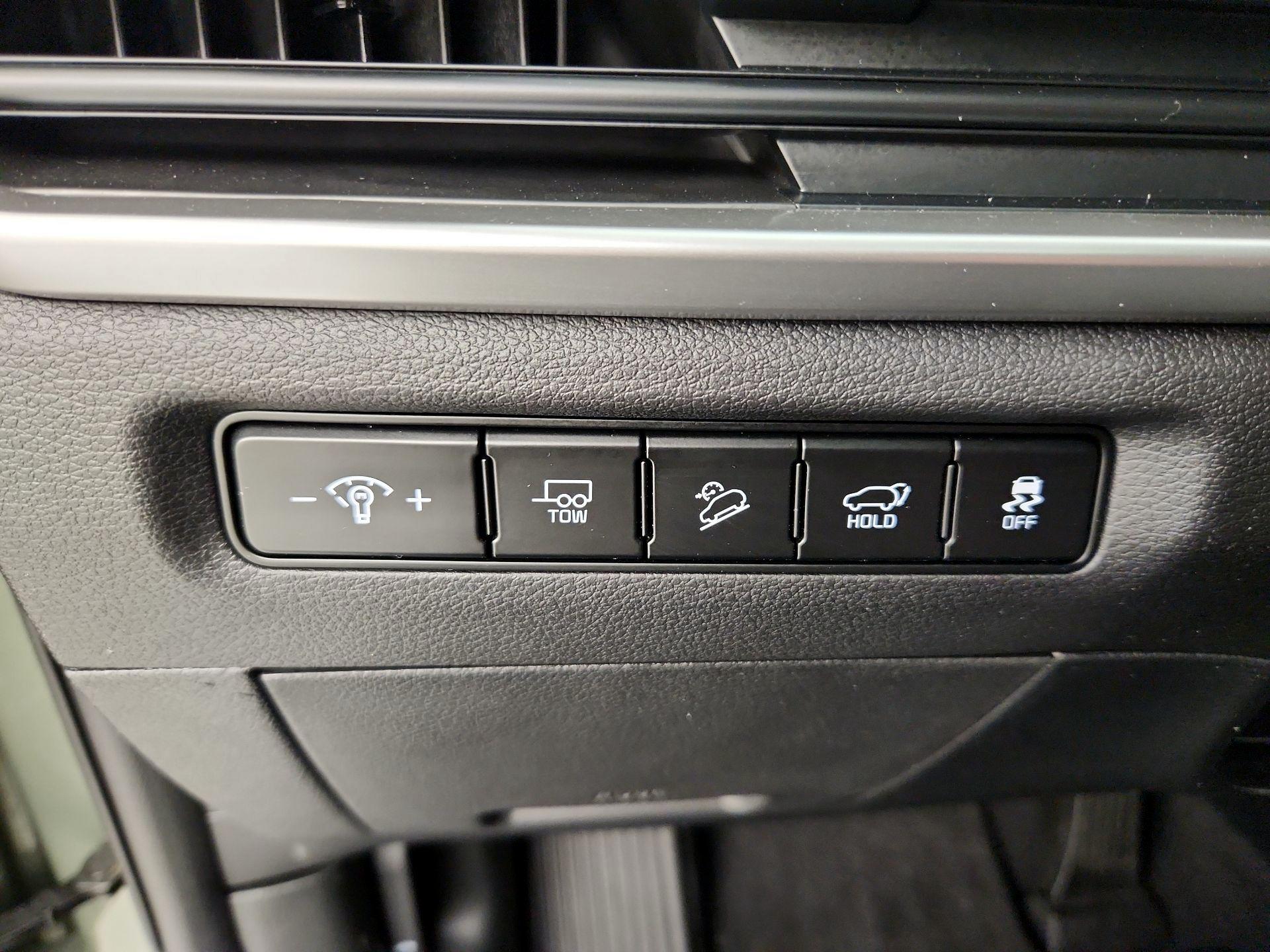 Thumbnail: 2023 Kia Telluride - 13