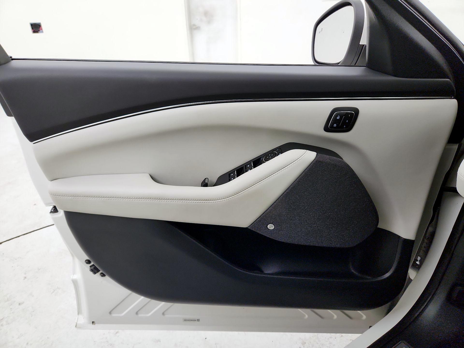 Thumbnail: 2022 Ford Mustang Mach-E - 12