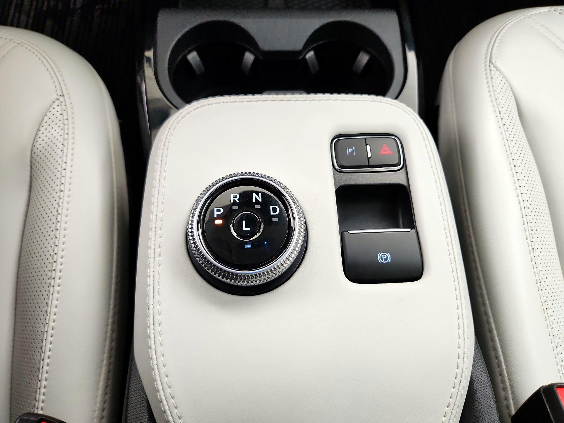 Thumbnail: 2022 Ford Mustang Mach-E - 18