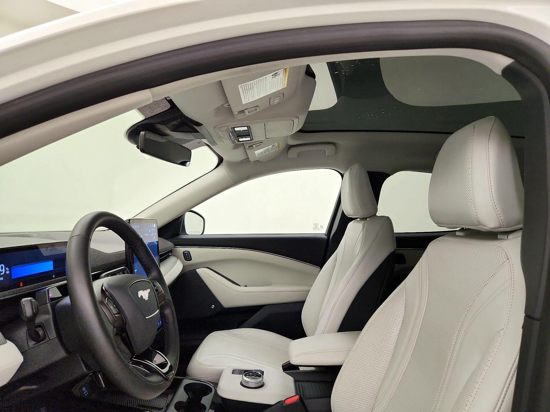 Thumbnail: 2022 Ford Mustang Mach-E - 20