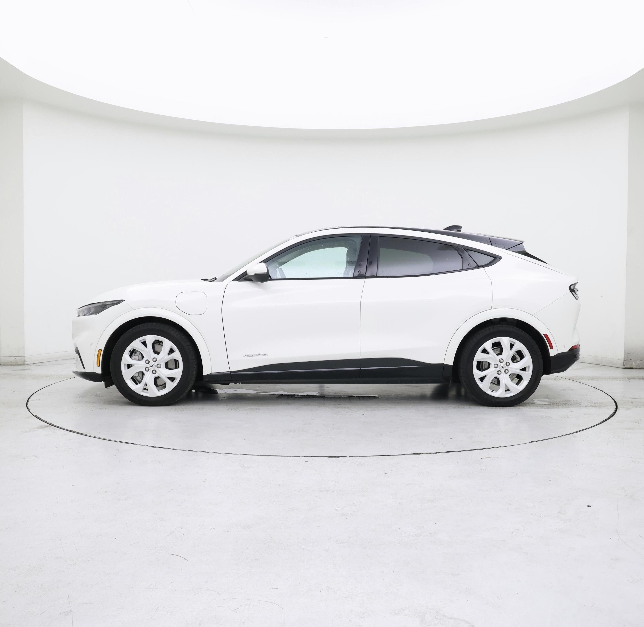 Thumbnail: 2022 Ford Mustang Mach-E - 3