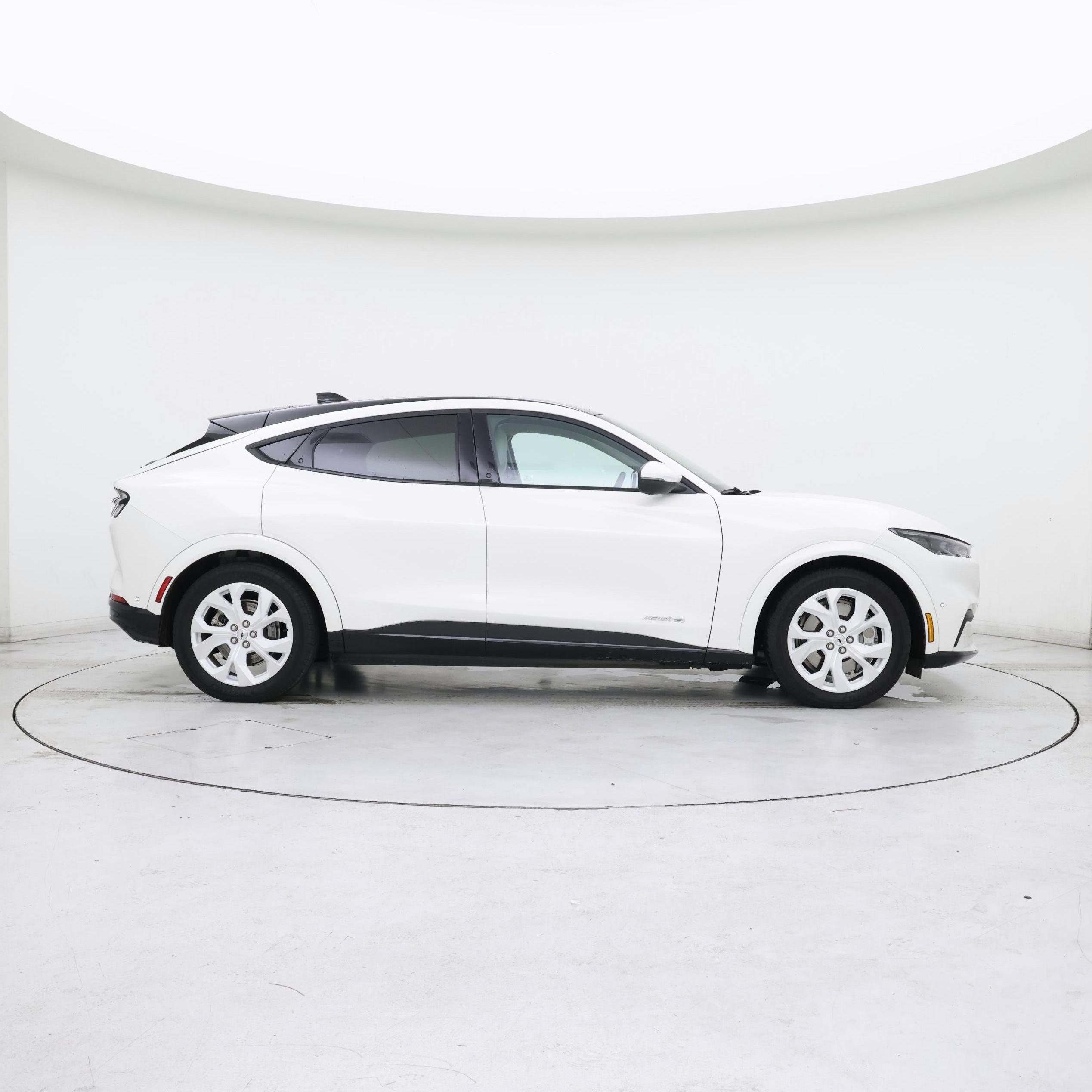 Thumbnail: 2022 Ford Mustang Mach-E - 7