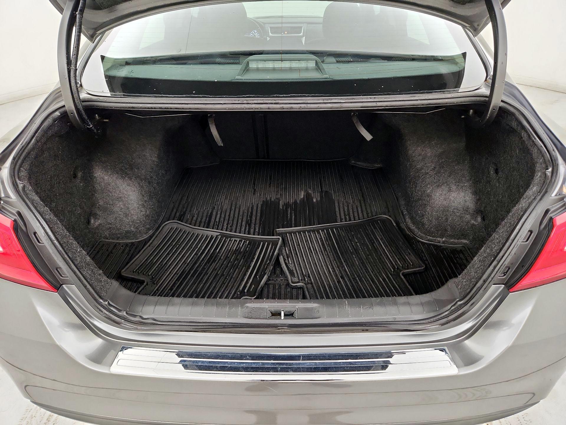 Thumbnail: 2016 Nissan Altima - 20