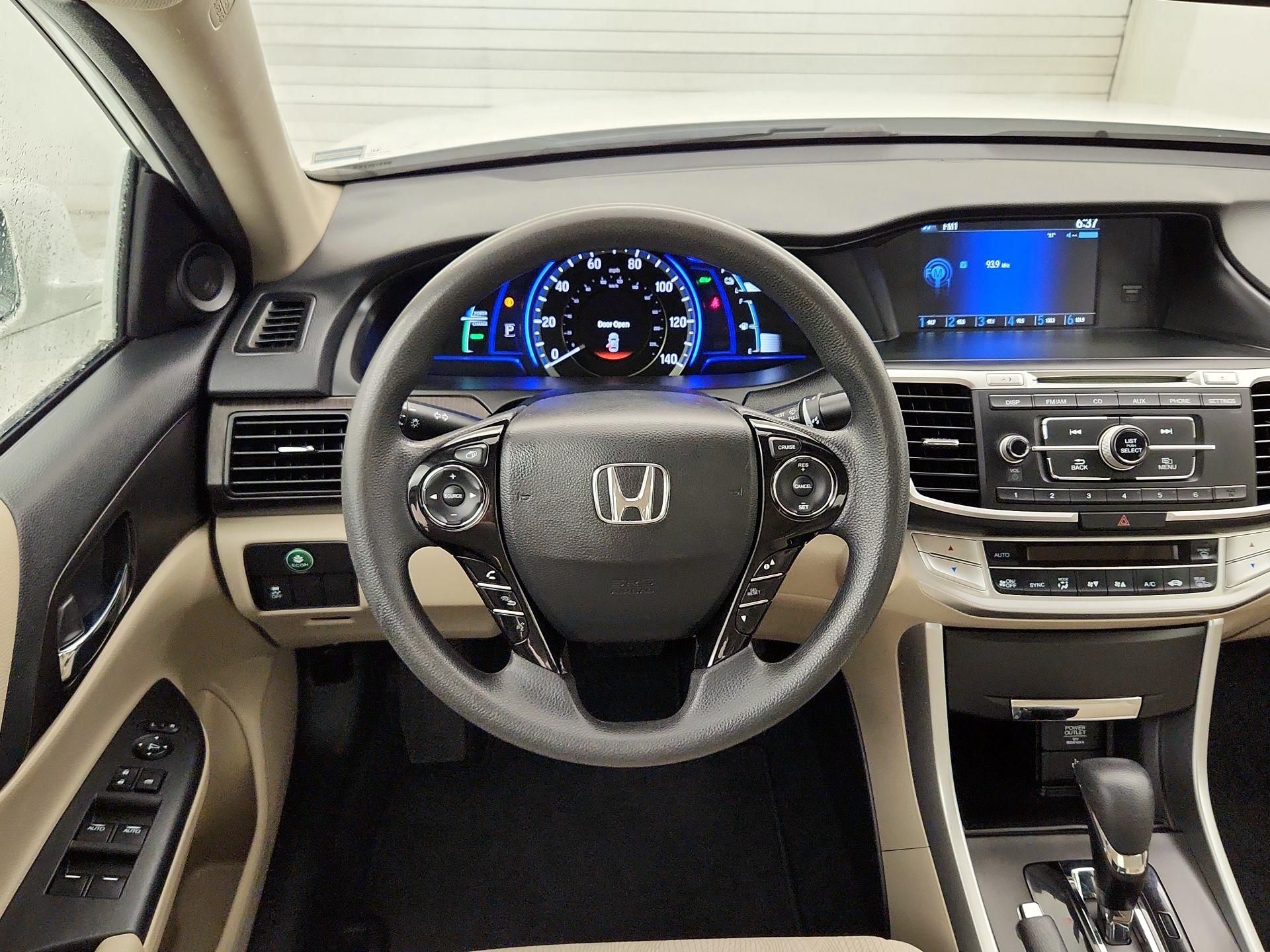 Thumbnail: 2015 Honda Accord - 10