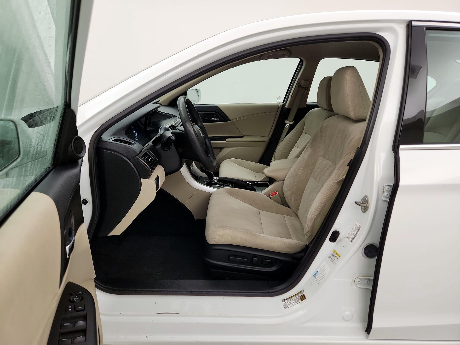 Thumbnail: 2015 Honda Accord - 11