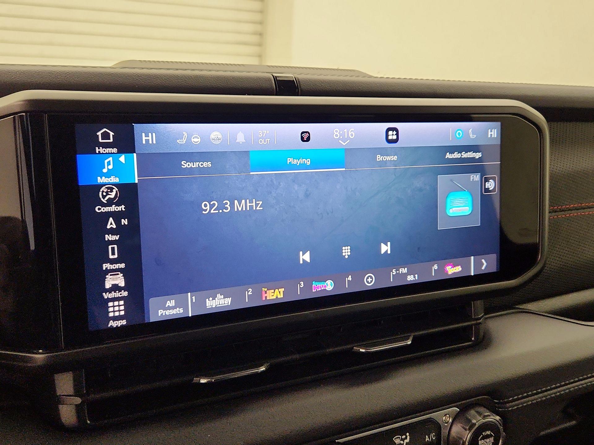 Thumbnail: 2024 Jeep Wrangler - 16