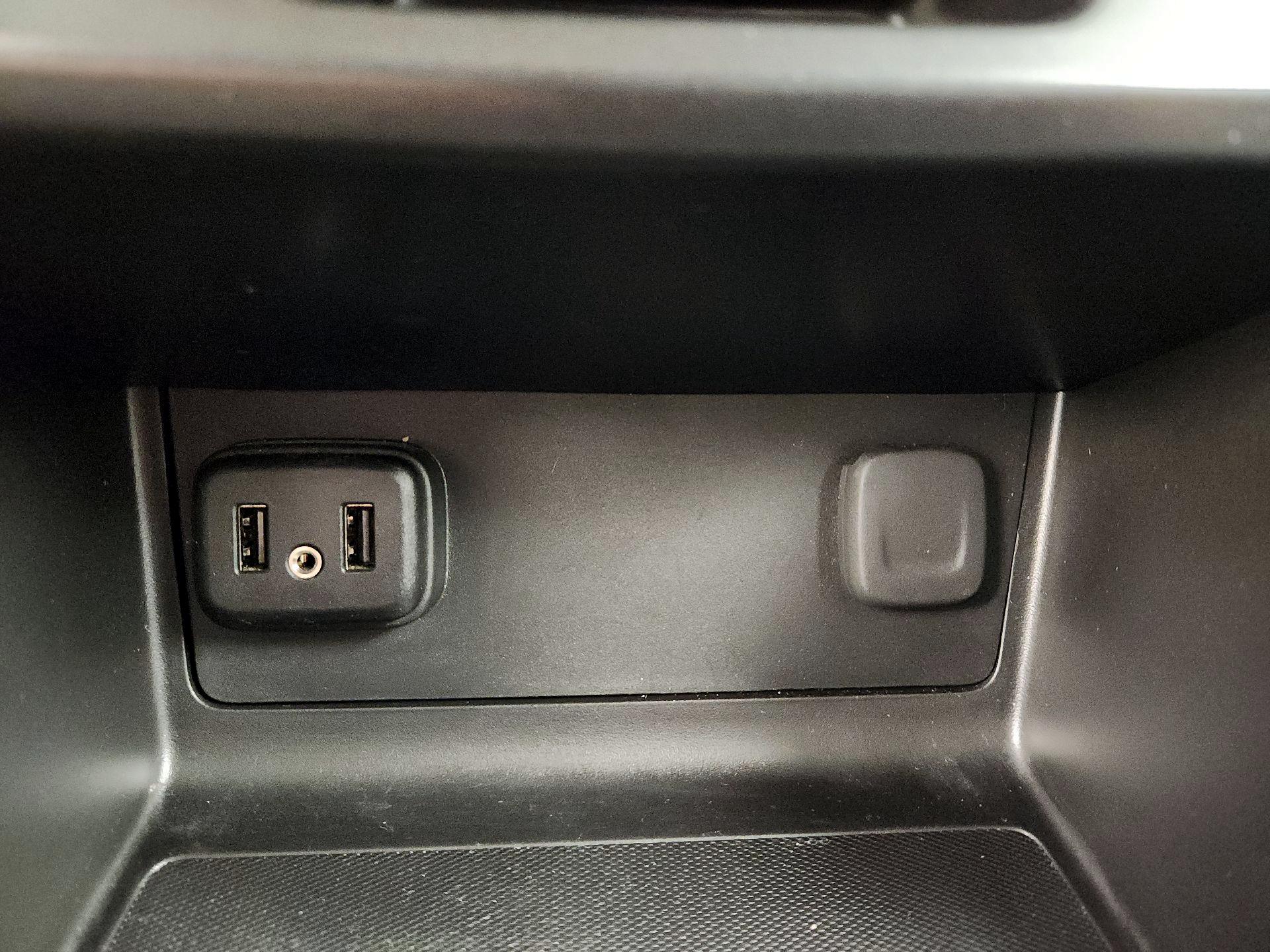 Thumbnail: 2022 Chevrolet Colorado - 18