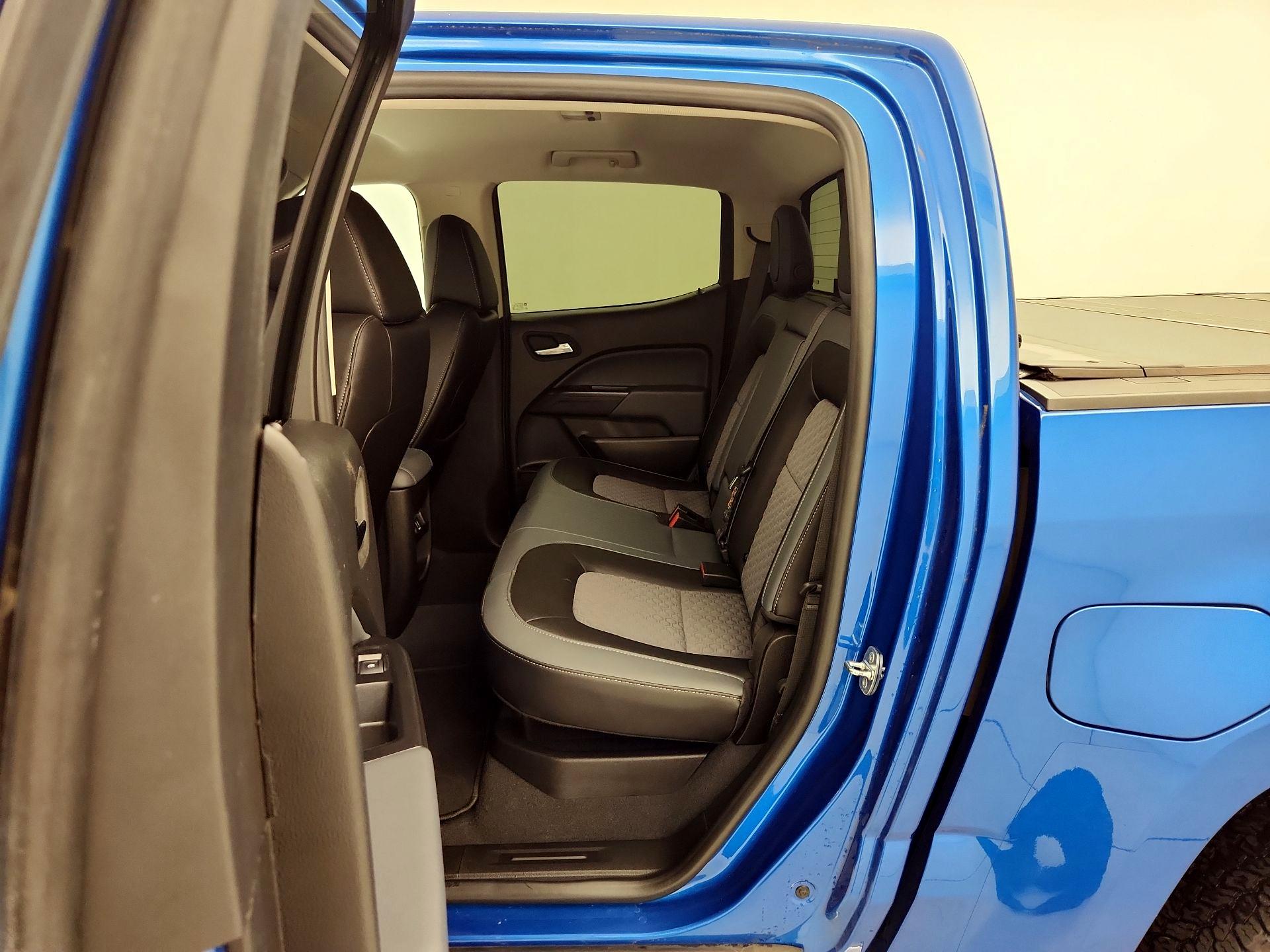 Thumbnail: 2022 Chevrolet Colorado - 19