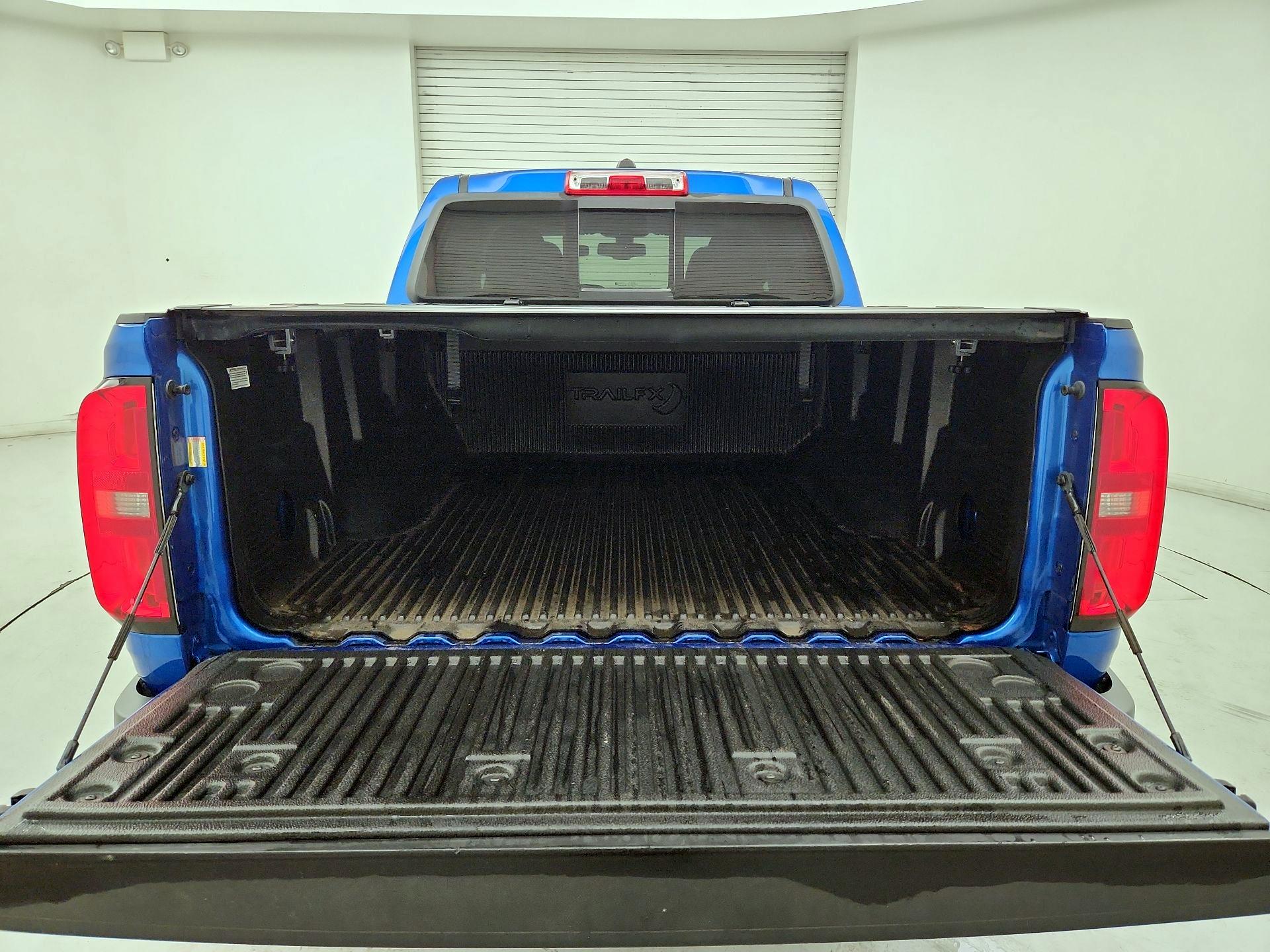 Thumbnail: 2022 Chevrolet Colorado - 20