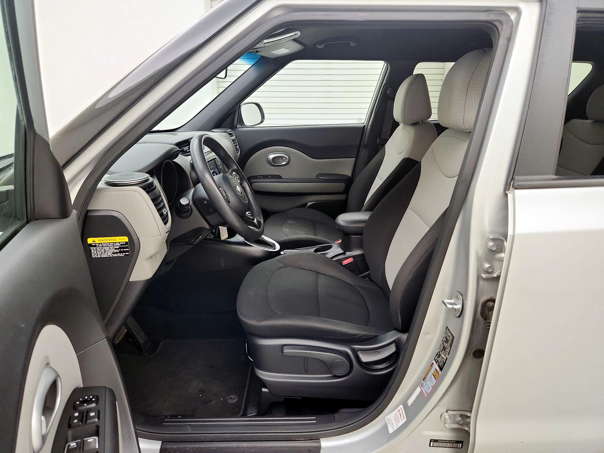 Thumbnail: 2019 Kia Soul - 11