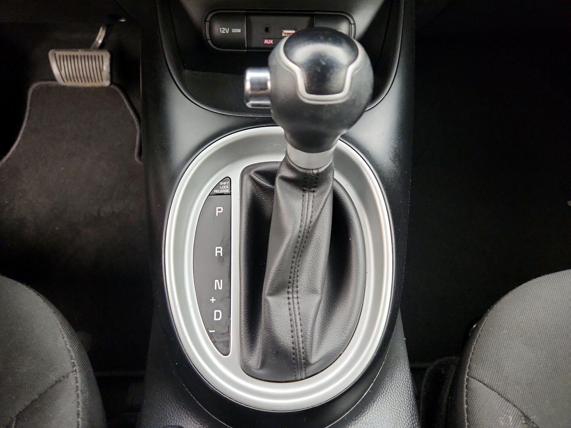 Thumbnail: 2019 Kia Soul - 17