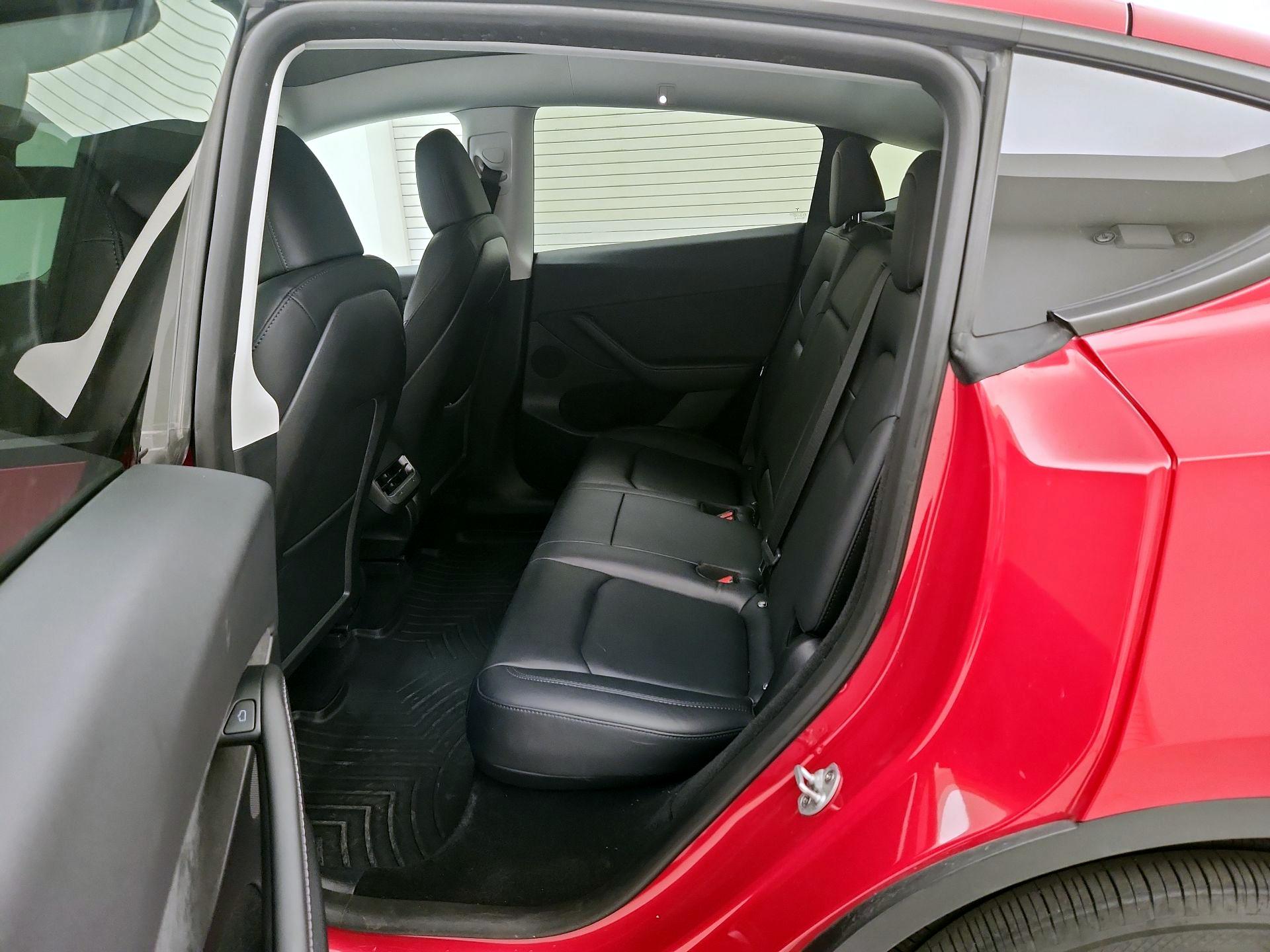 Thumbnail: 2023 Tesla Model Y - 19