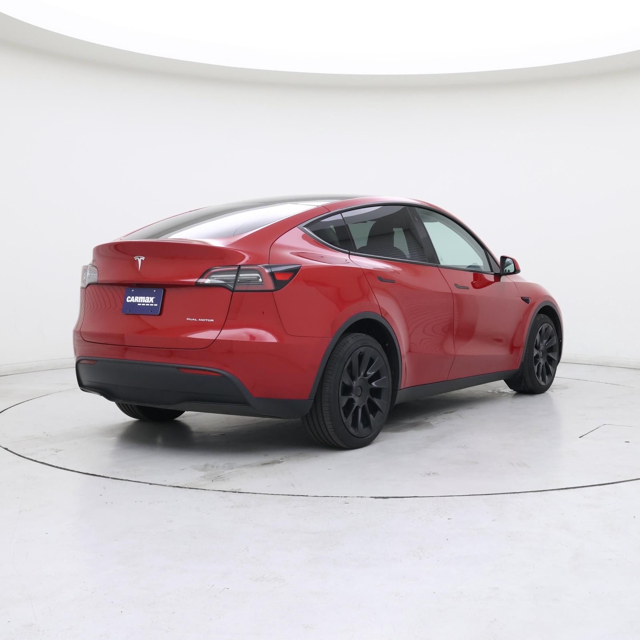 Thumbnail: 2023 Tesla Model Y - 8