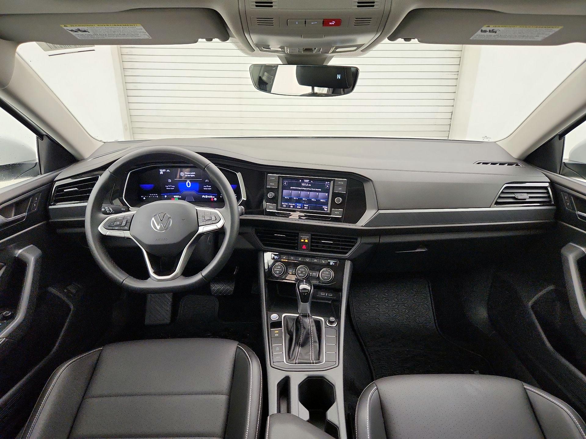 Thumbnail: 2023 Volkswagen Jetta - 9