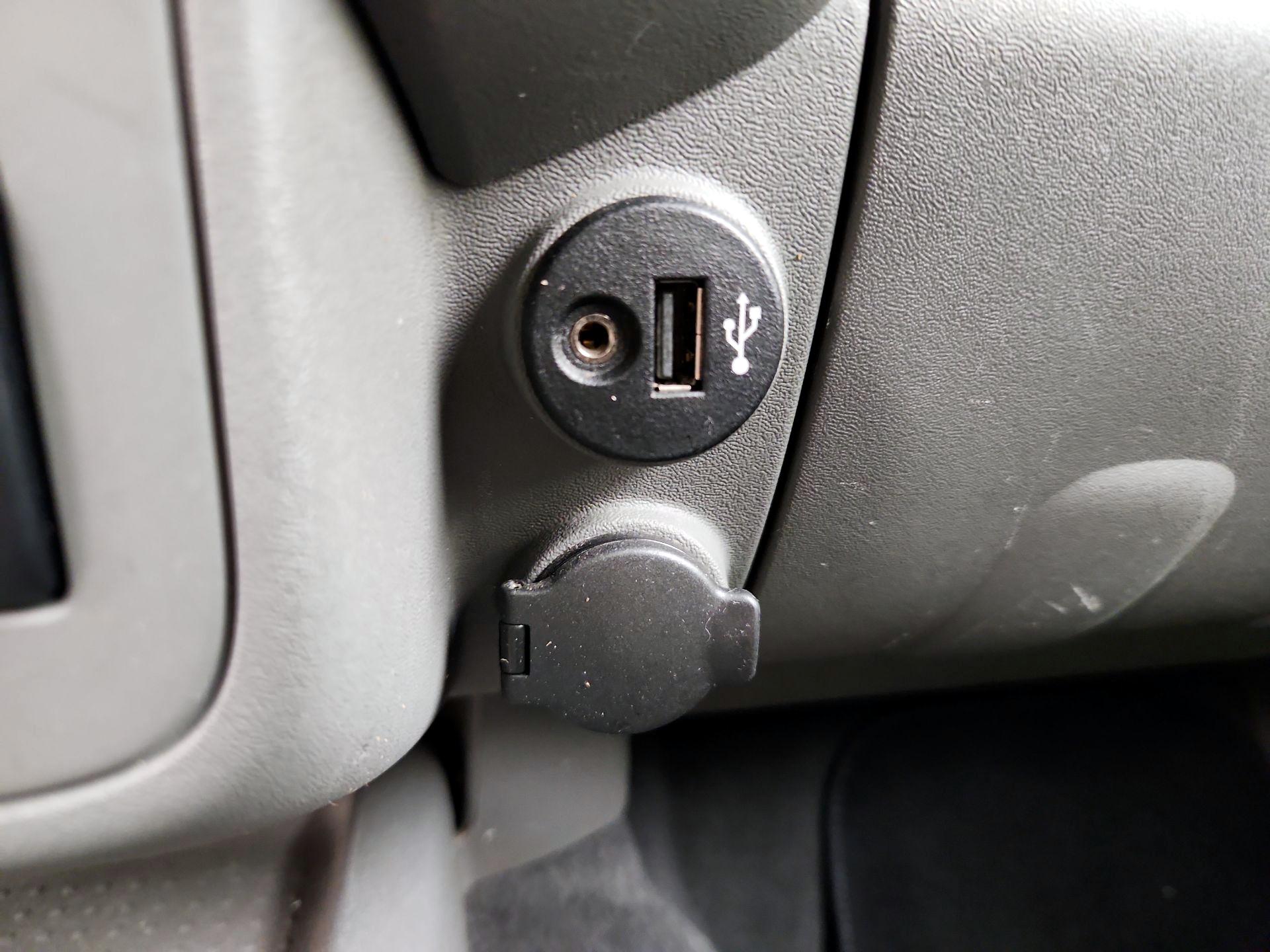 Thumbnail: 2020 Nissan Frontier - 18