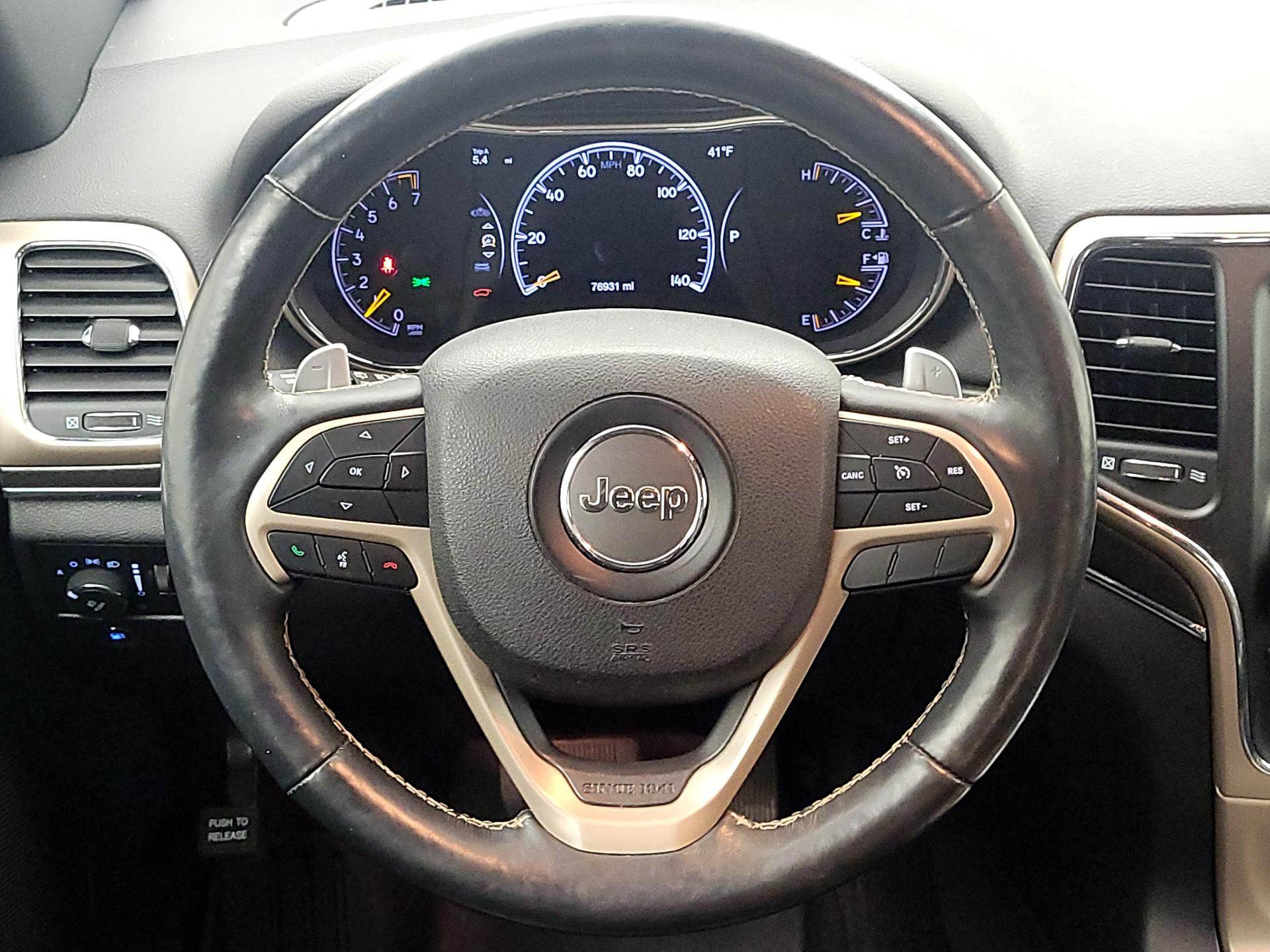 Thumbnail: 2017 Jeep Grand Cherokee - 10