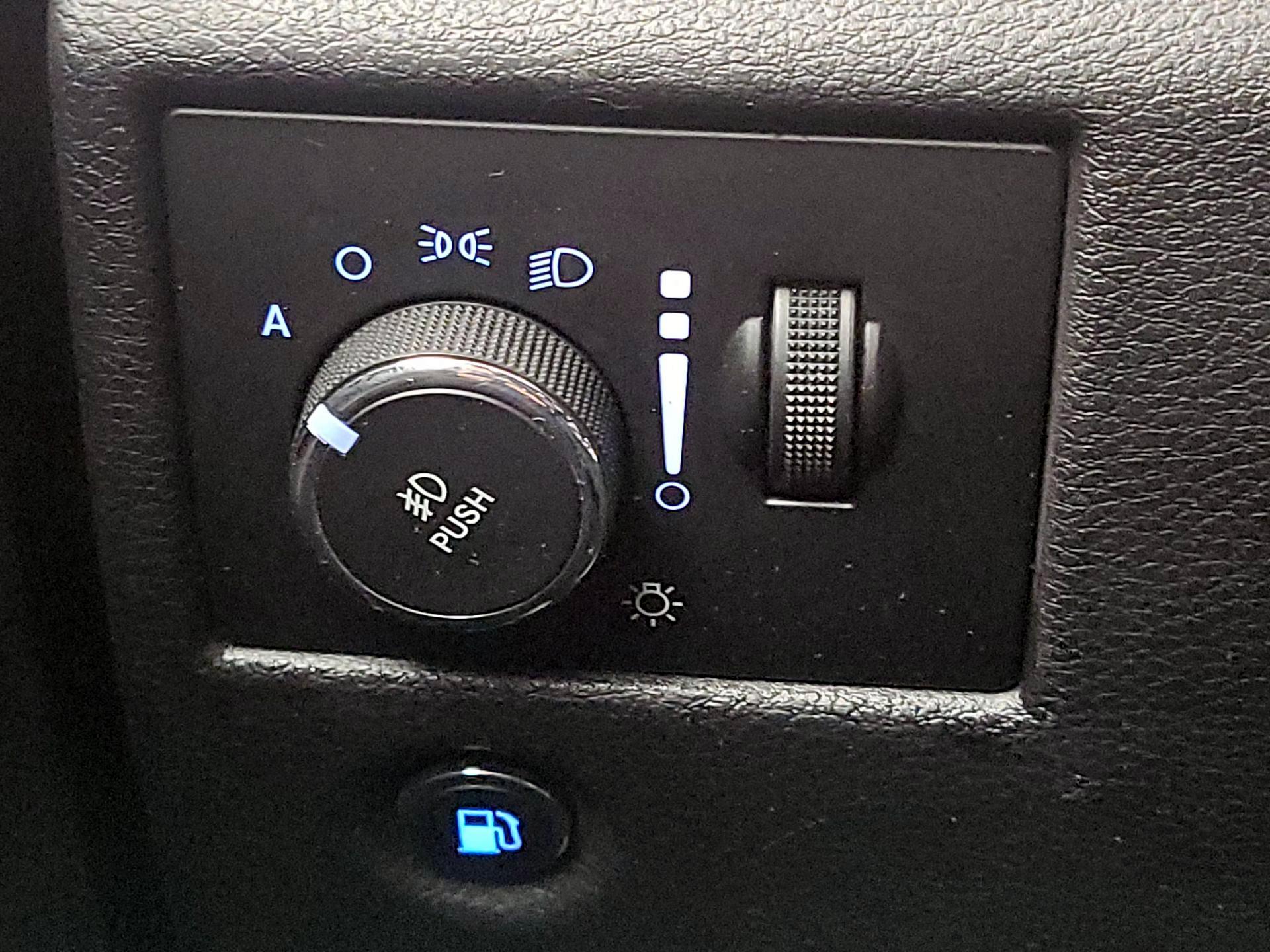 Thumbnail: 2017 Jeep Grand Cherokee - 13