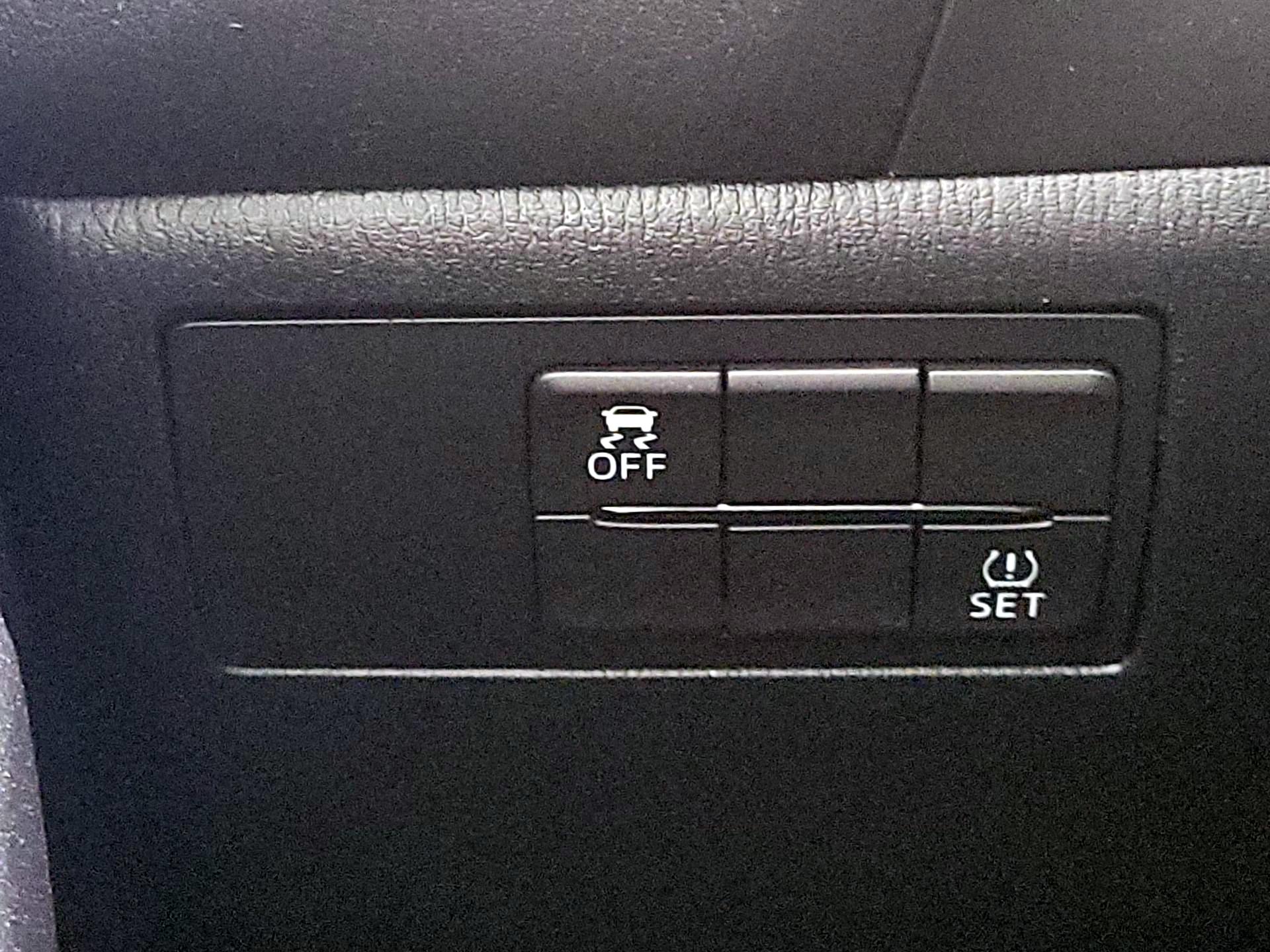 Thumbnail: 2018 Mazda Mazda3 - 13