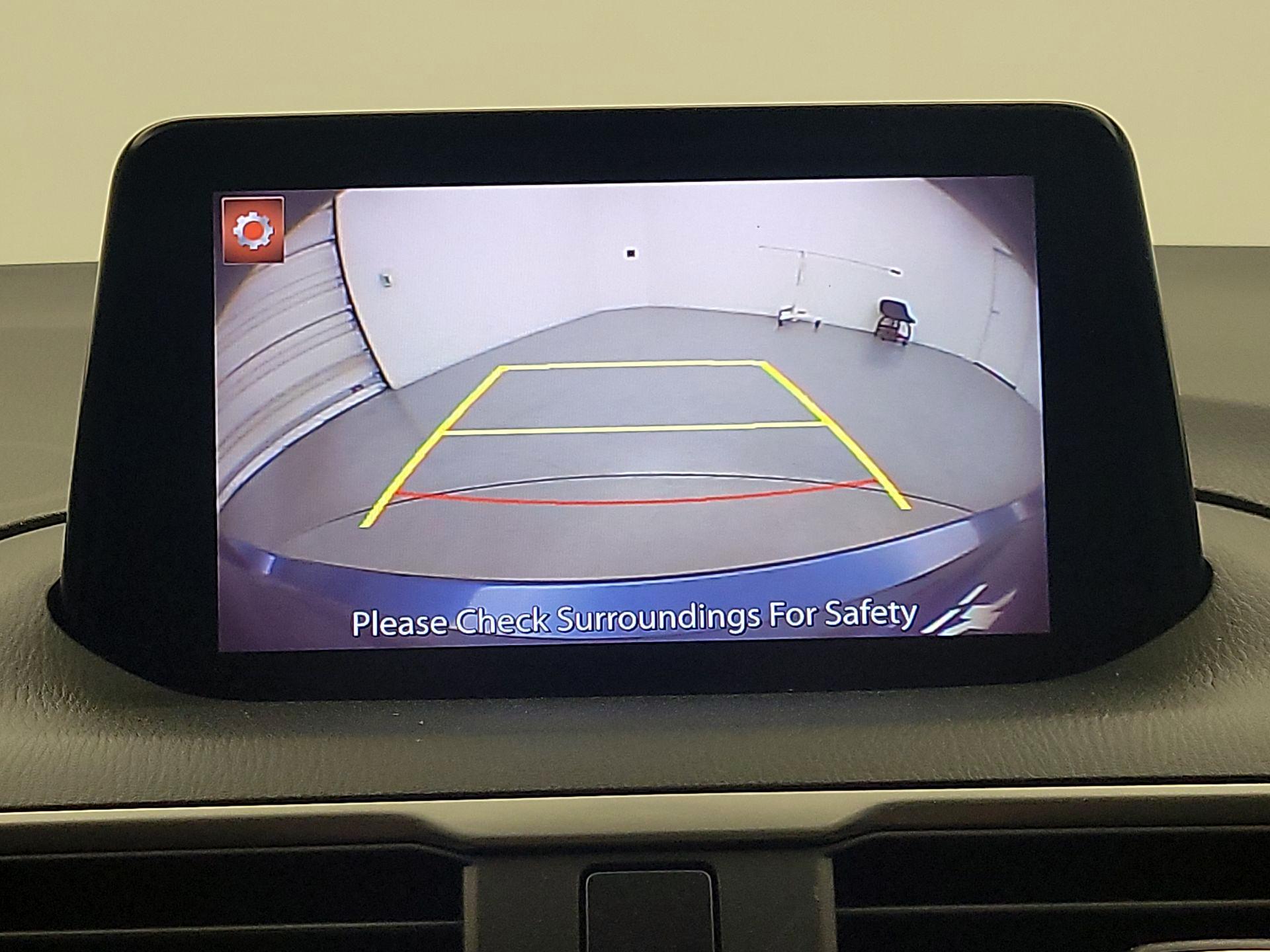 Thumbnail: 2018 Mazda Mazda3 - 15