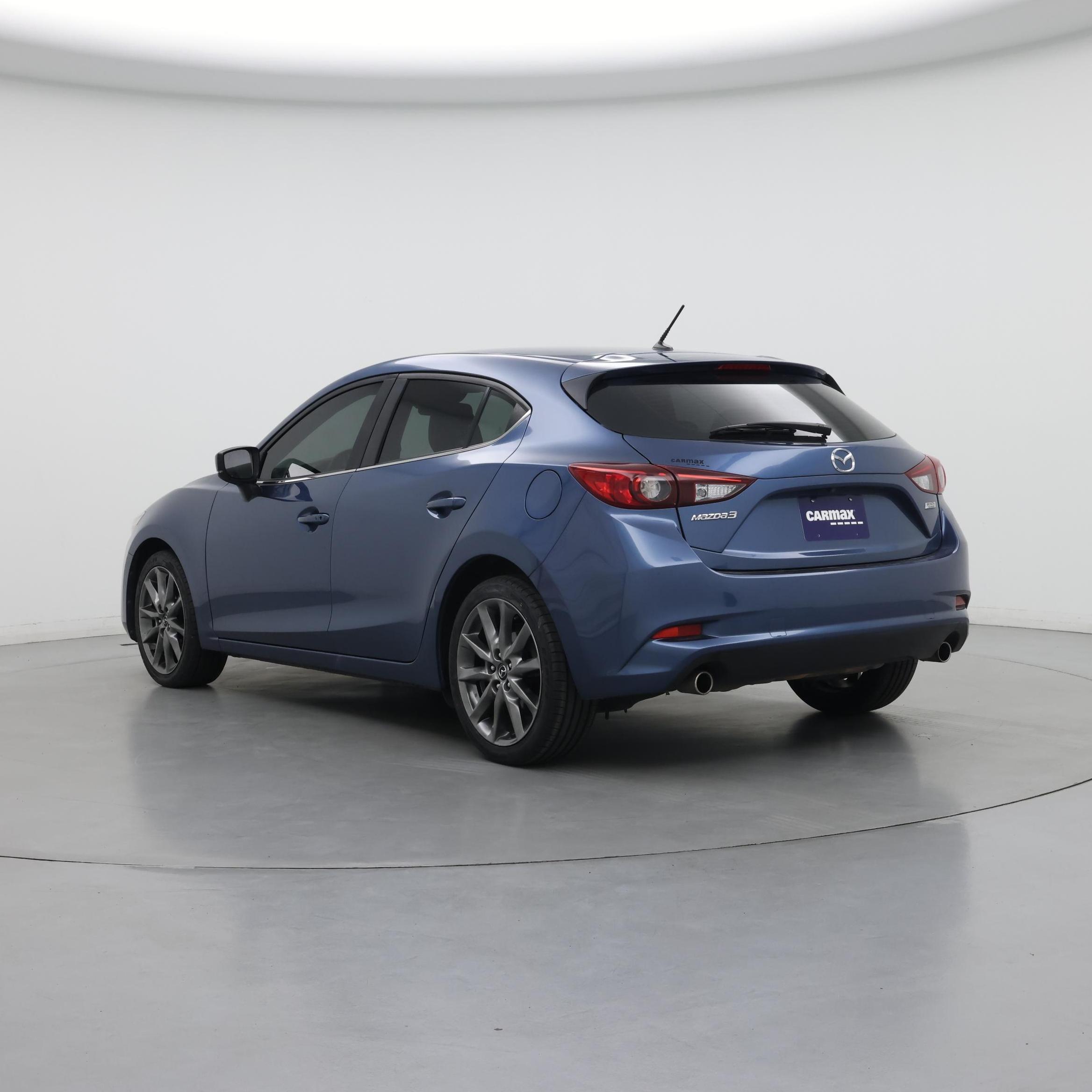Thumbnail: 2018 Mazda Mazda3 - 2