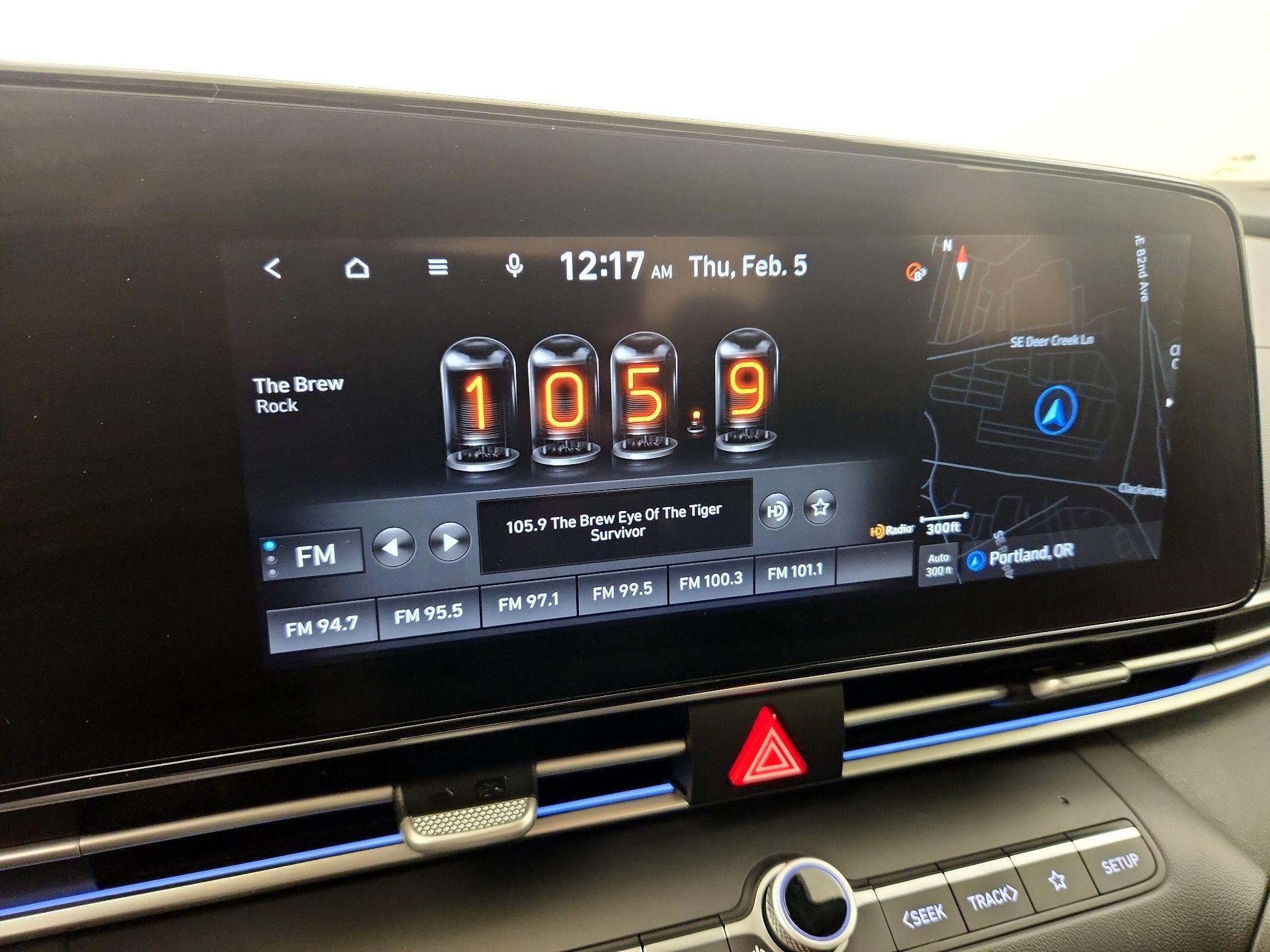 Thumbnail: 2022 Hyundai Elantra - 16