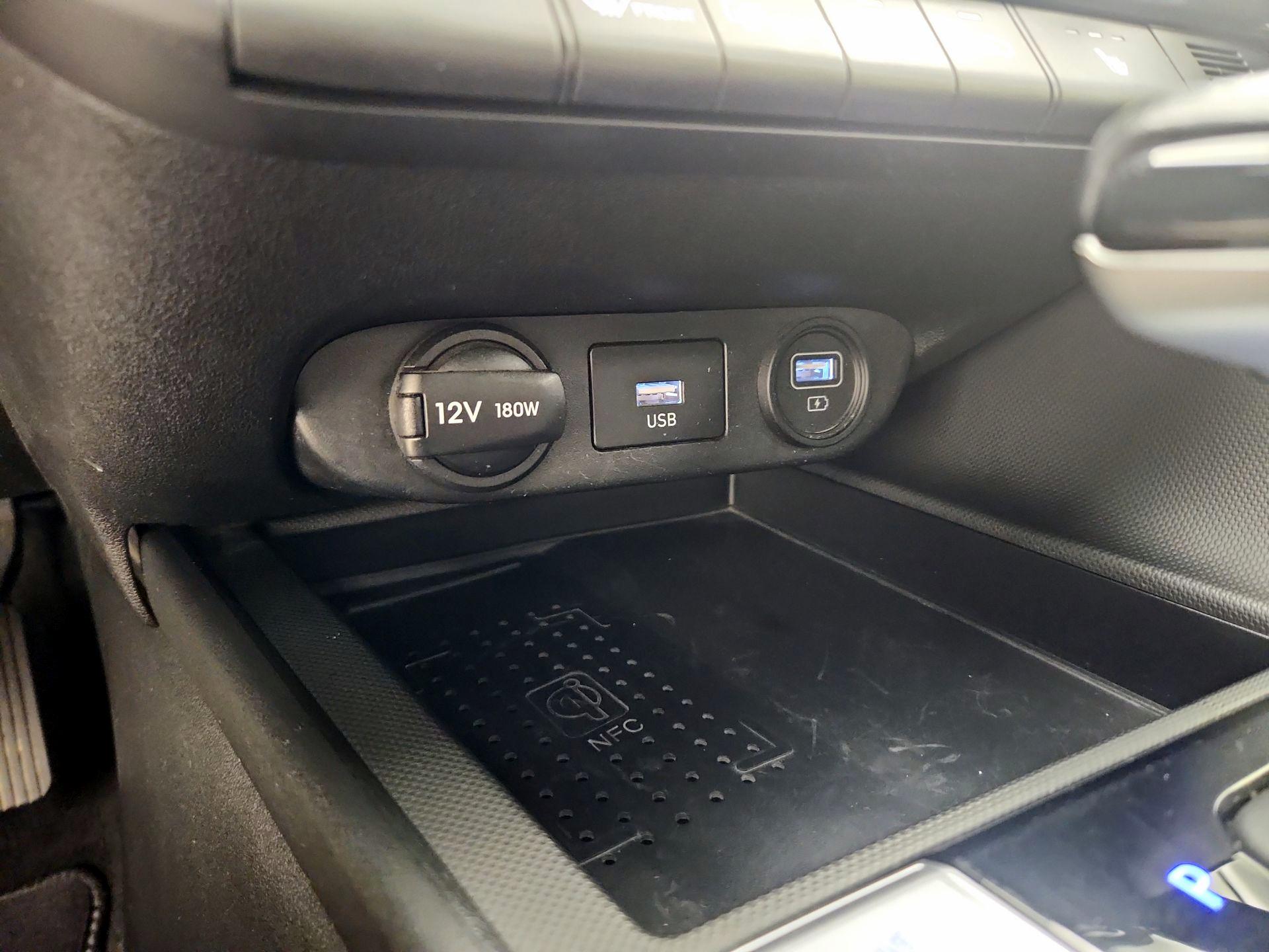 Thumbnail: 2022 Hyundai Elantra - 19