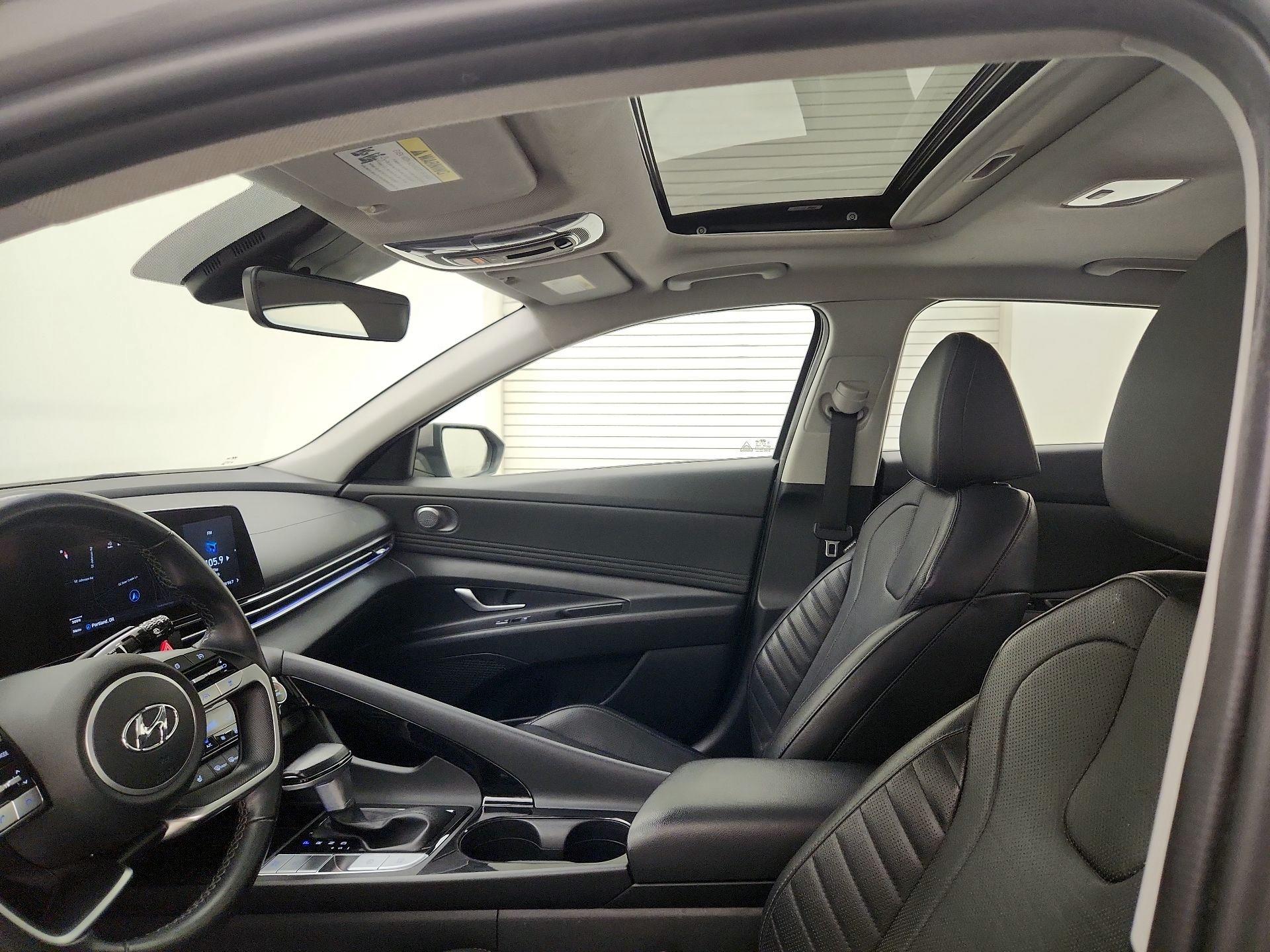 Thumbnail: 2022 Hyundai Elantra - 20