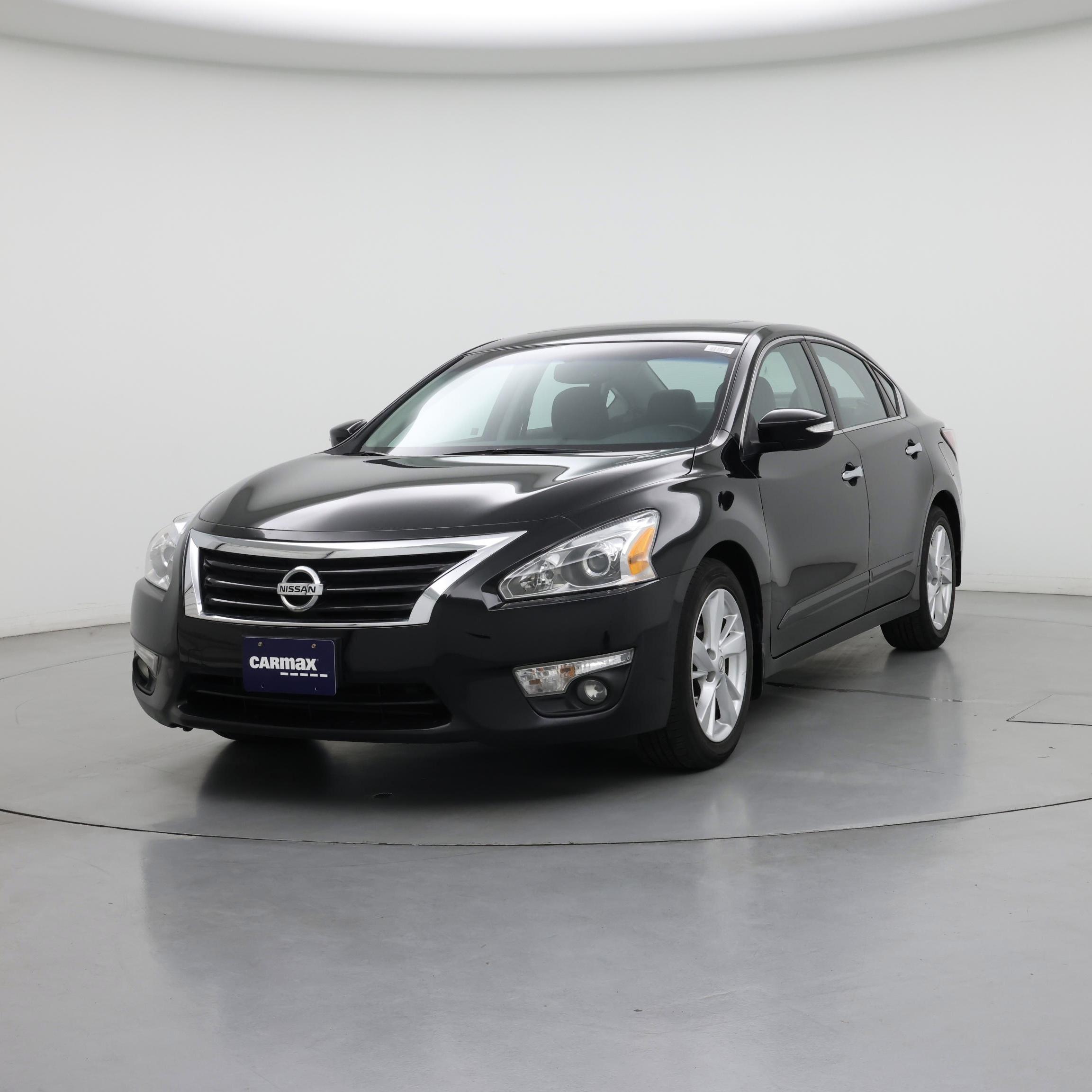 Thumbnail: 2015 Nissan Altima - 4