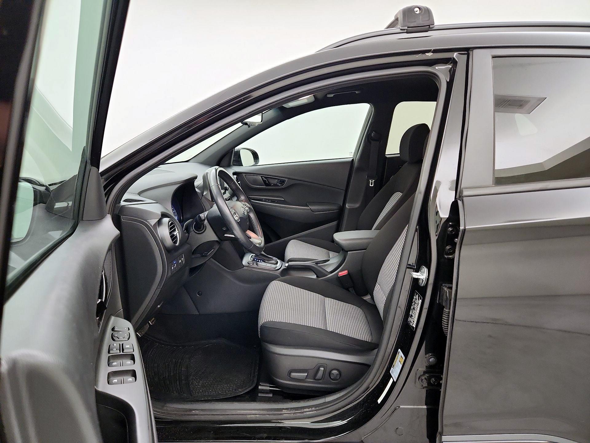 Thumbnail: 2021 Hyundai Kona - 11