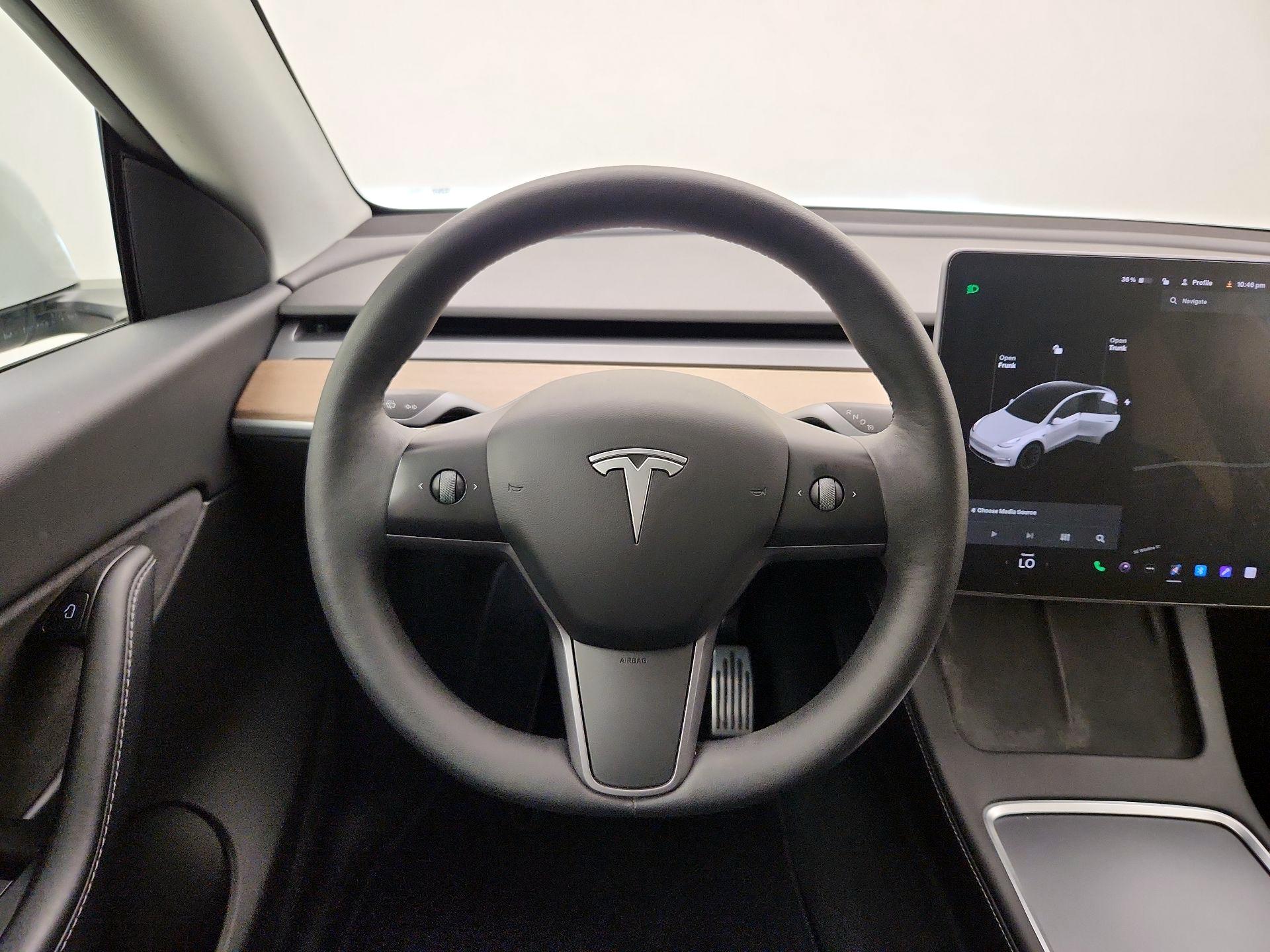 Thumbnail: 2022 Tesla Model Y - 10