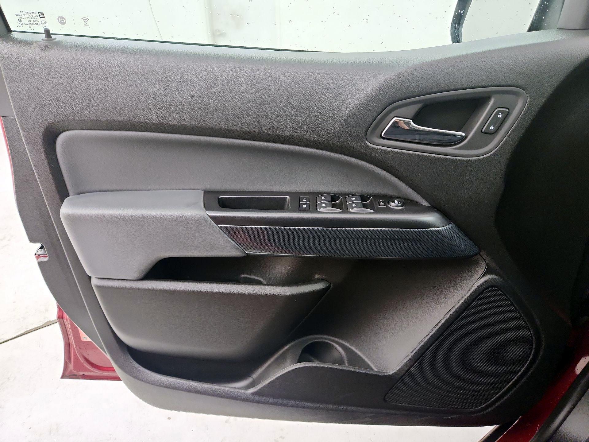 Thumbnail: 2020 Chevrolet Colorado - 12