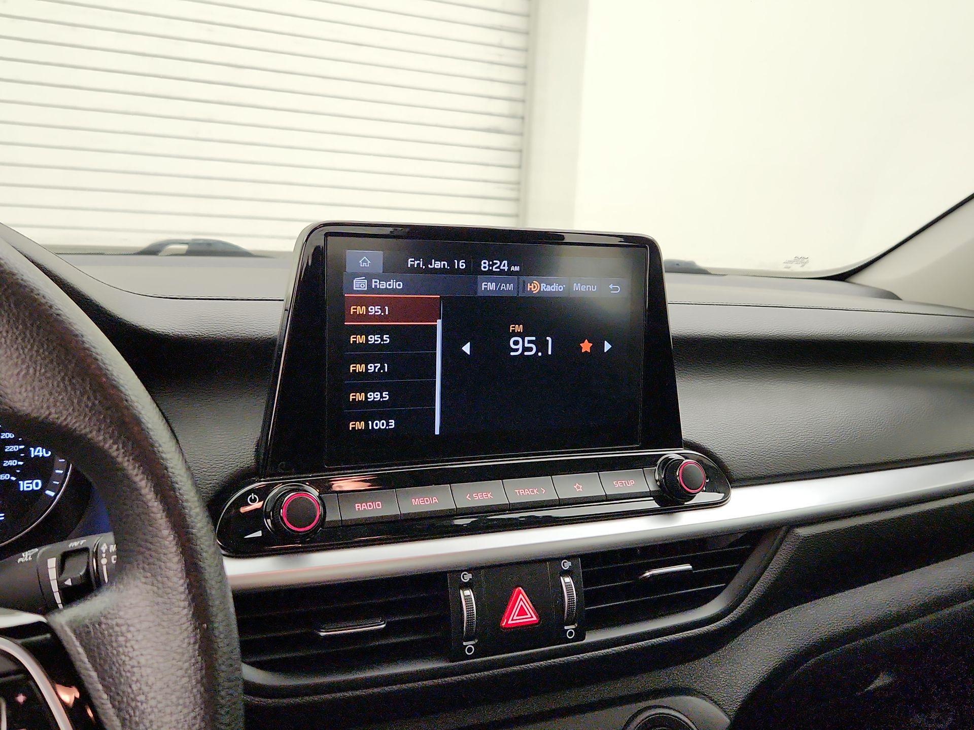 Thumbnail: 2023 Kia Forte - 15